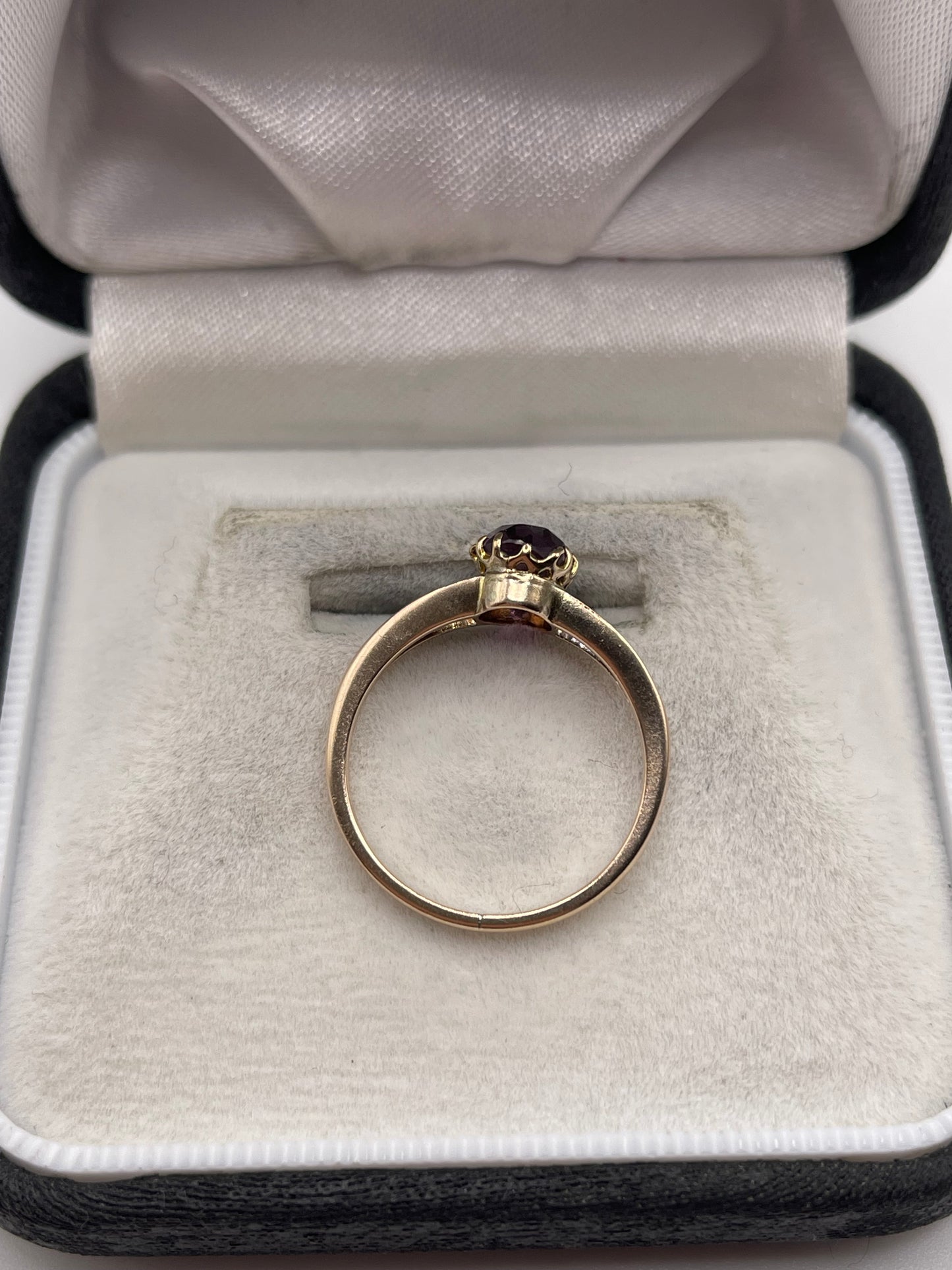 9ct gold amethyst ring