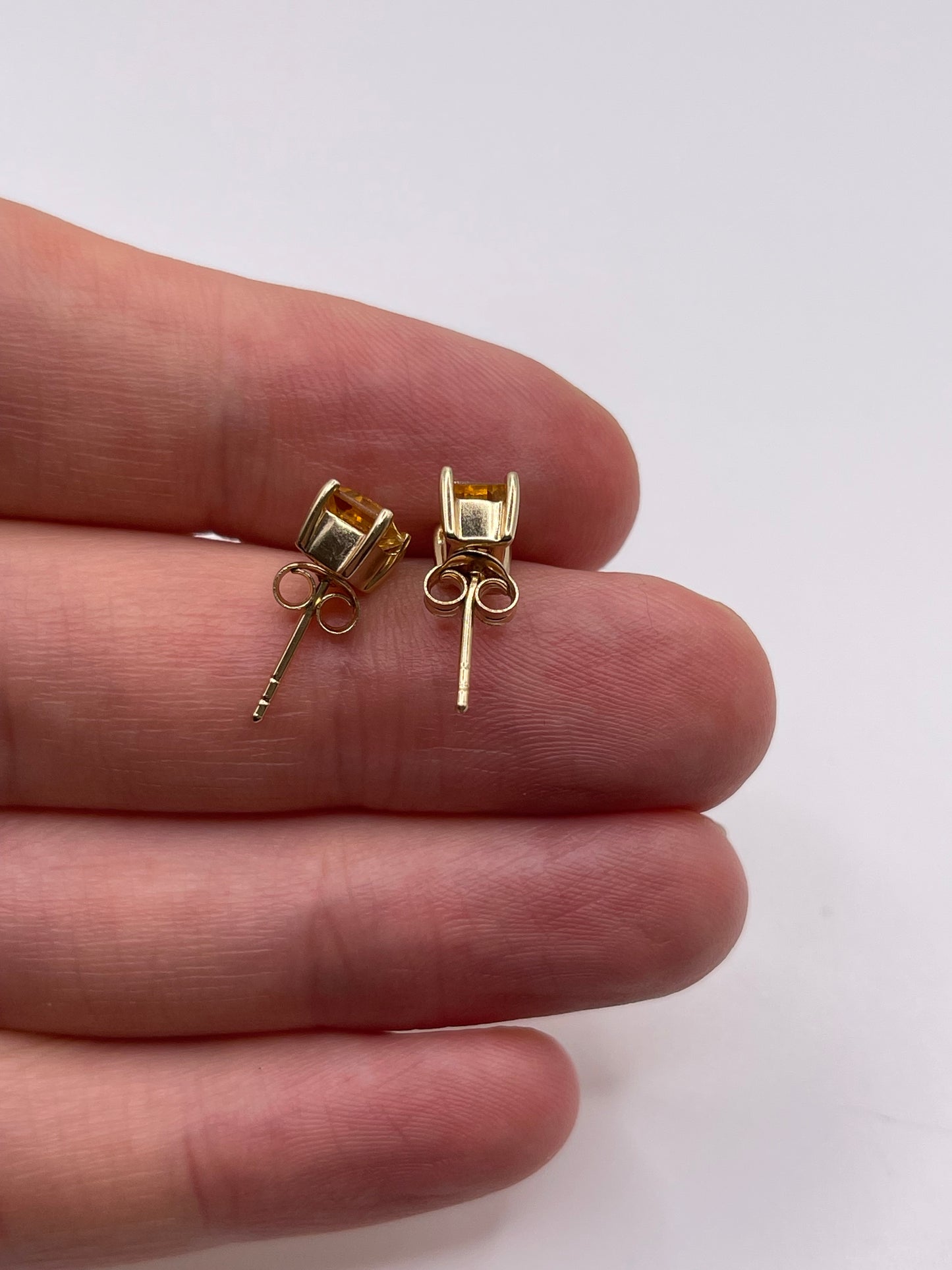 9ct gold citrine earrings