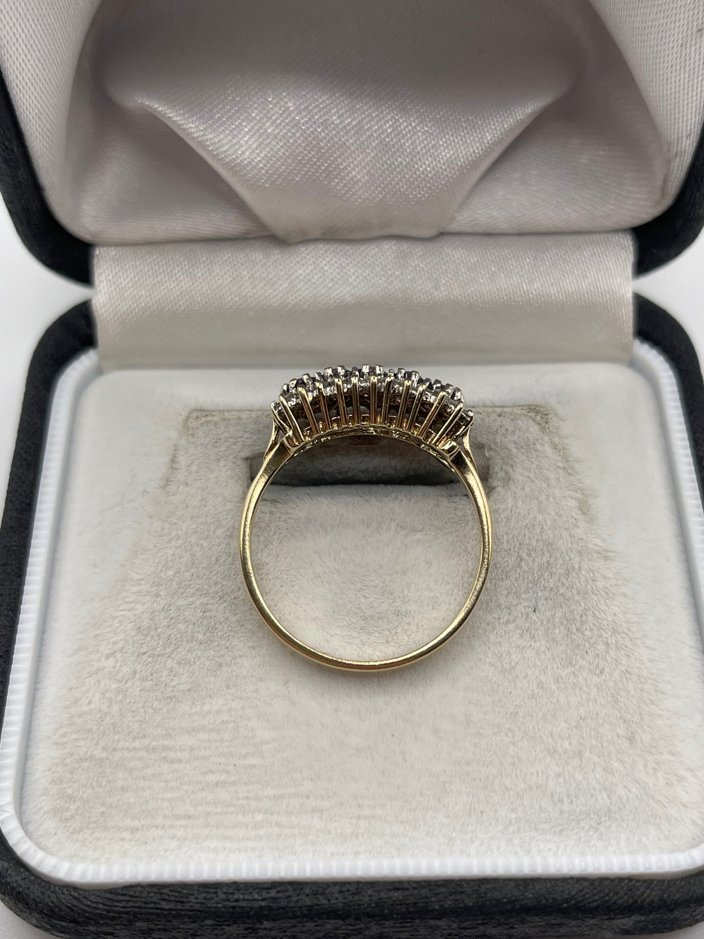9ct gold amethyst and diamond ring