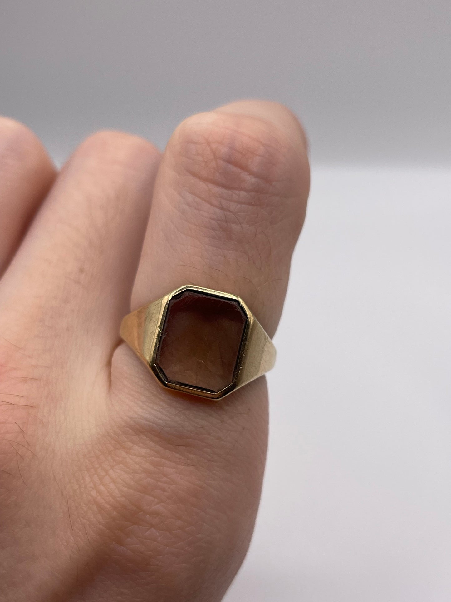 9ct gold Smokey quartz signet ring