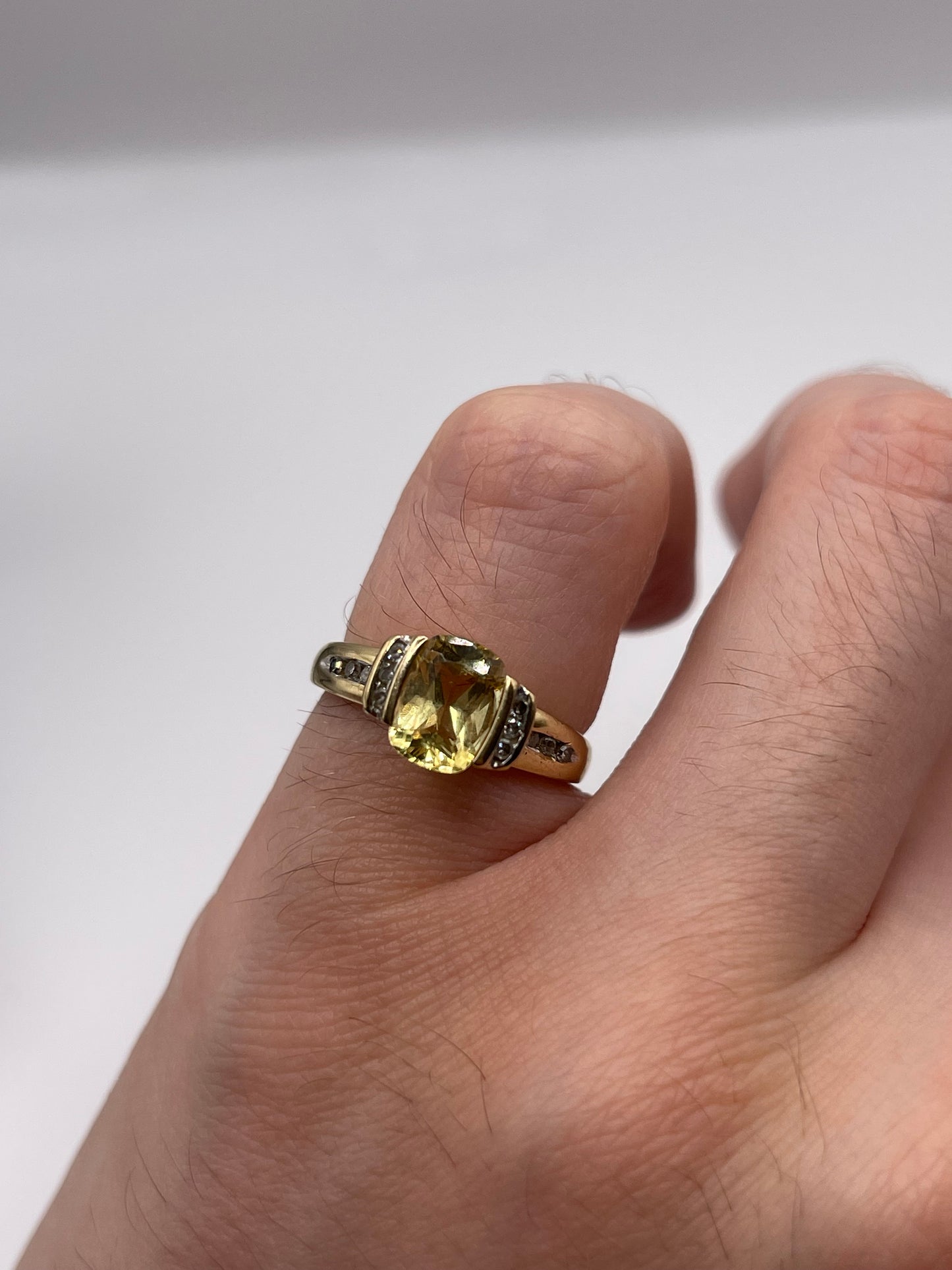 9ct gold citrine and diamond ring