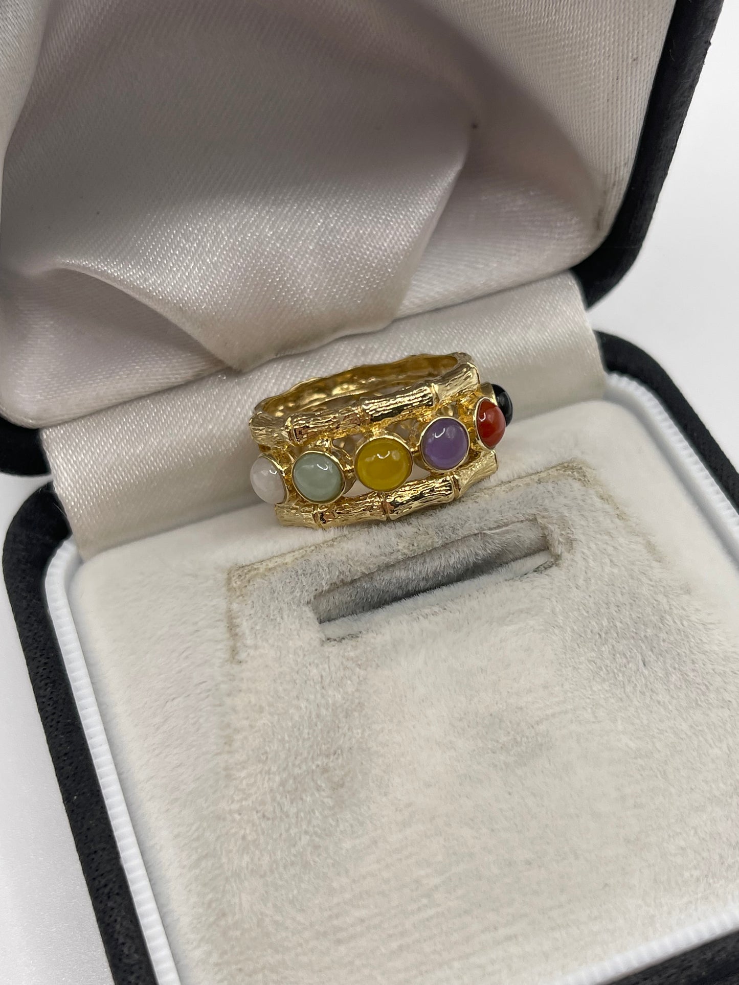 14ct gold jade ring