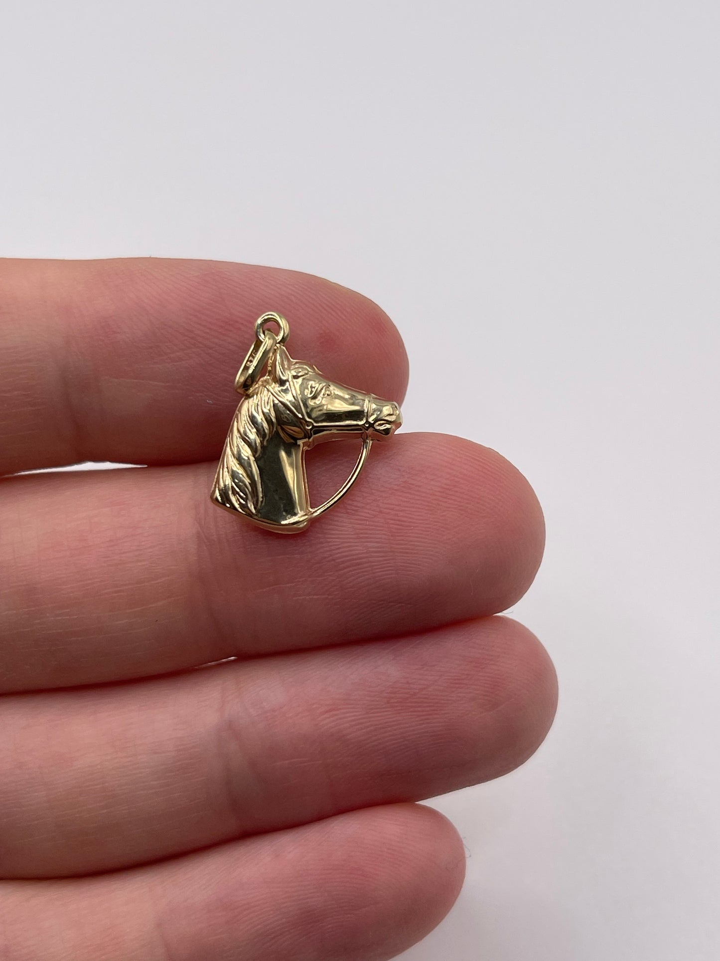 9ct gold horse charm