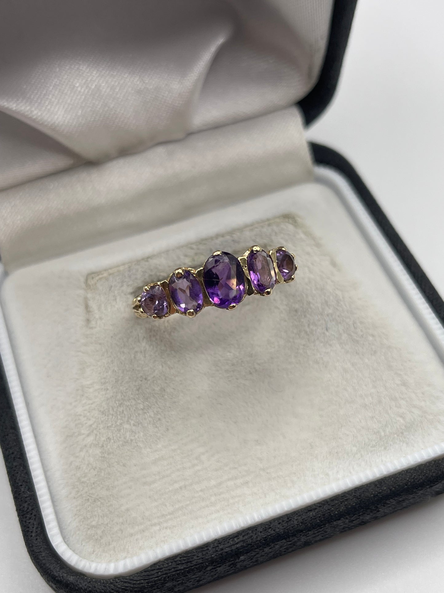 9ct gold amethyst ring