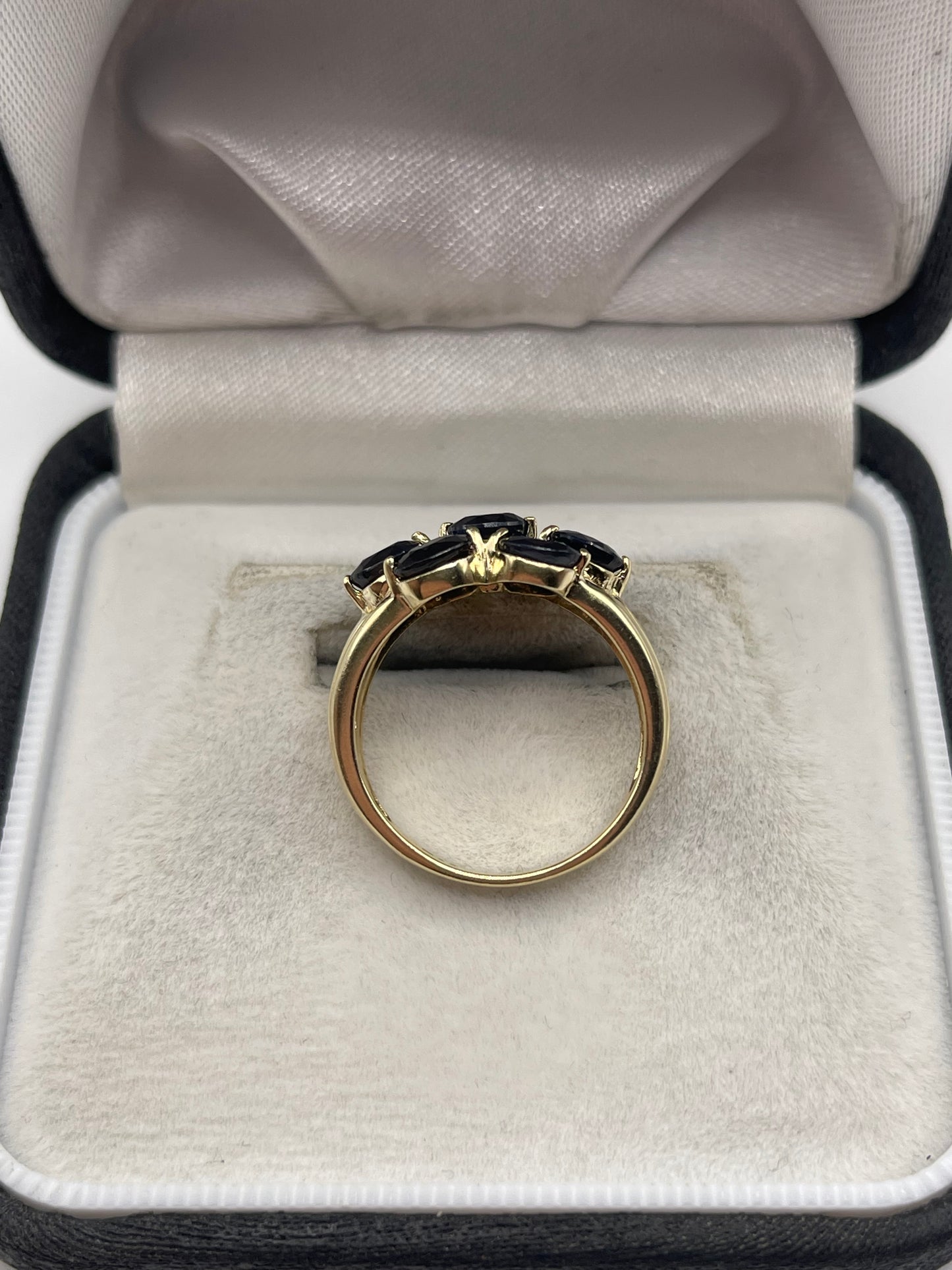 9ct gold sapphire cluster ring