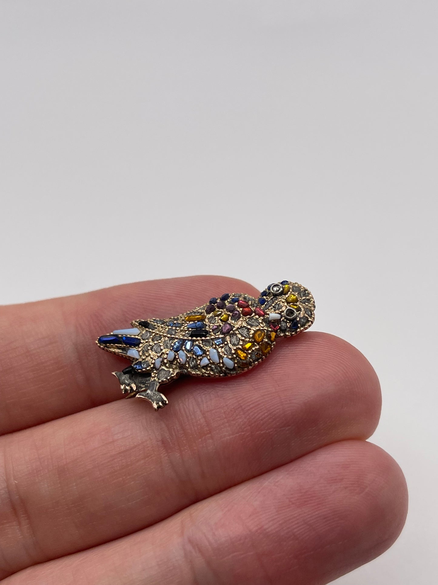 Antique 9ct gold mosaic owl brooch