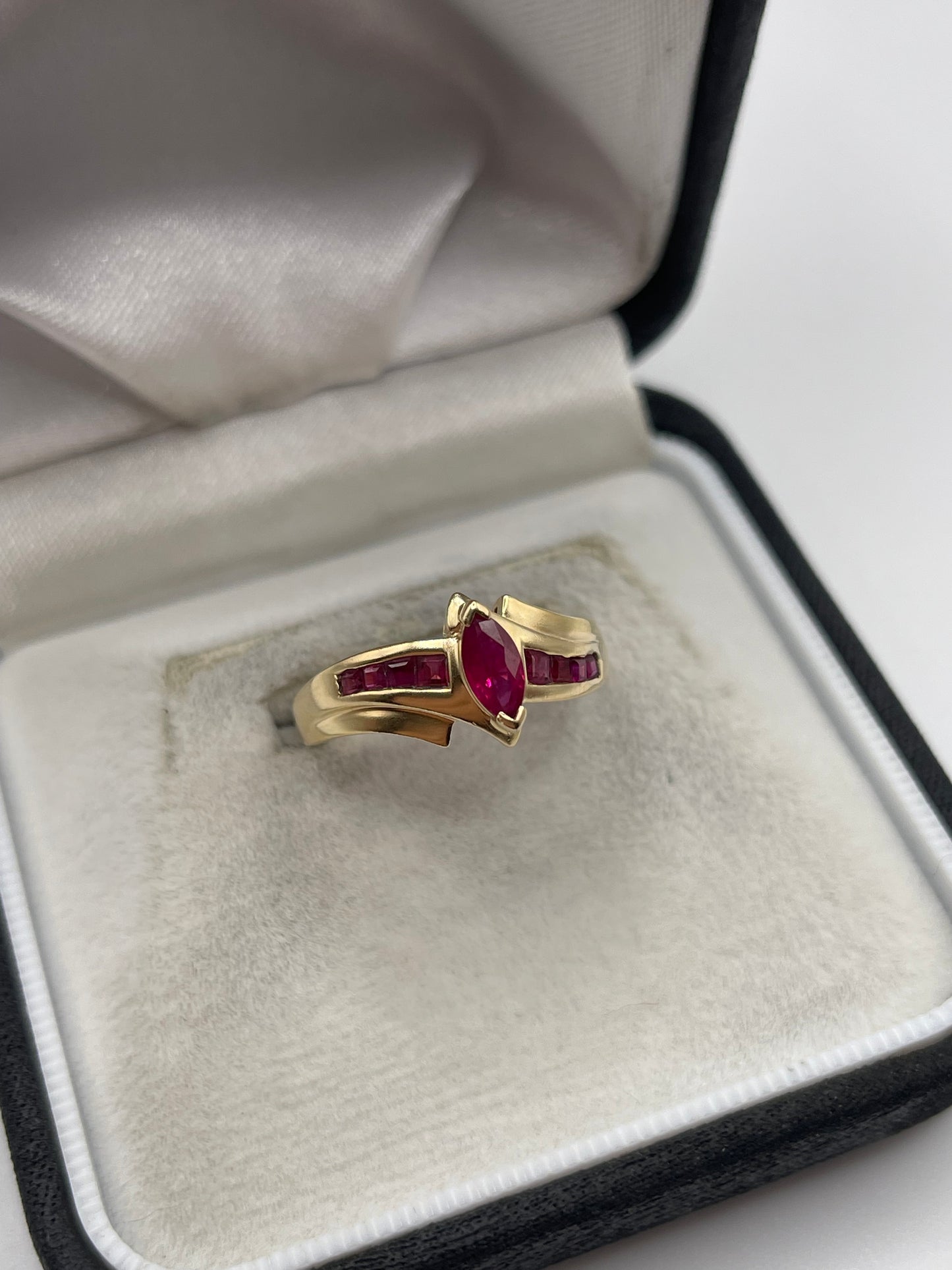 14ct gold ruby ring