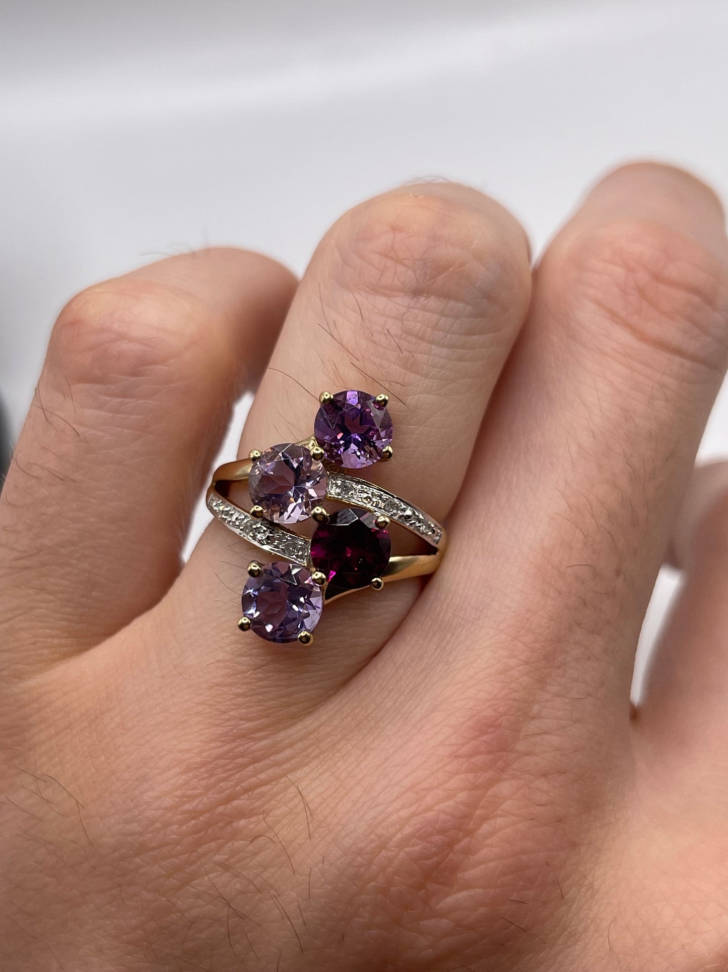 9ct gold garnet, amethyst and diamond ring