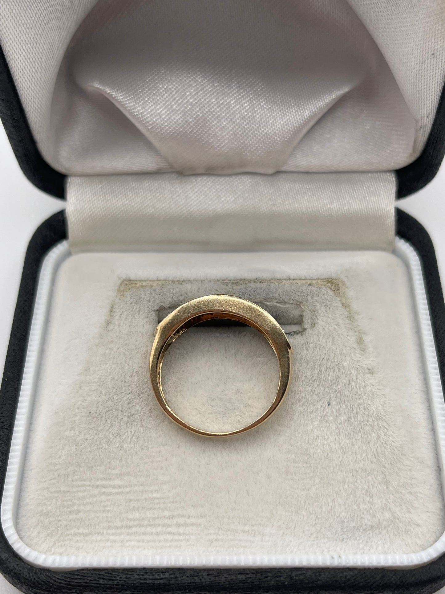 9ct gold diamond cluster ring