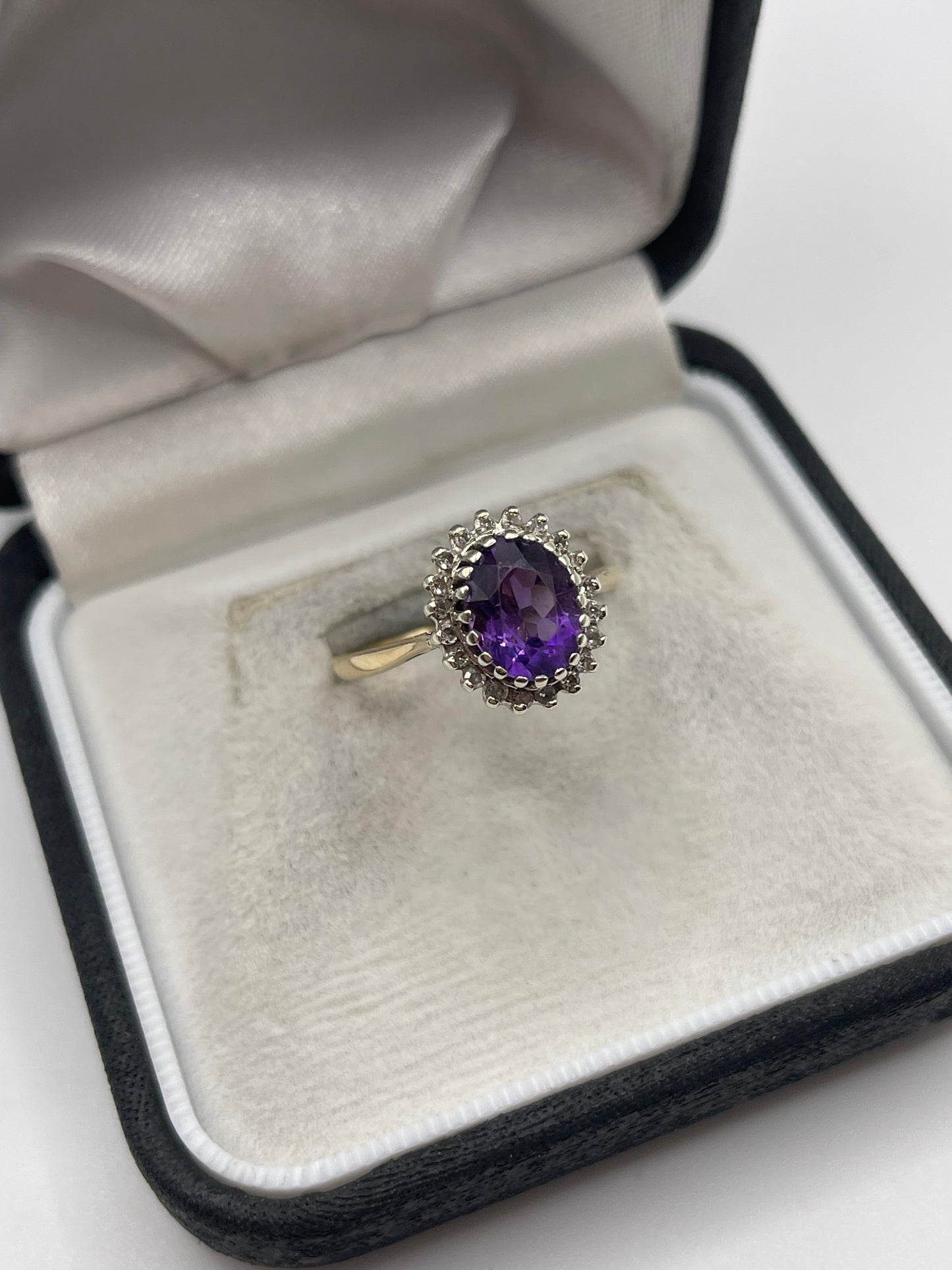 9ct gold amethyst and diamond ring