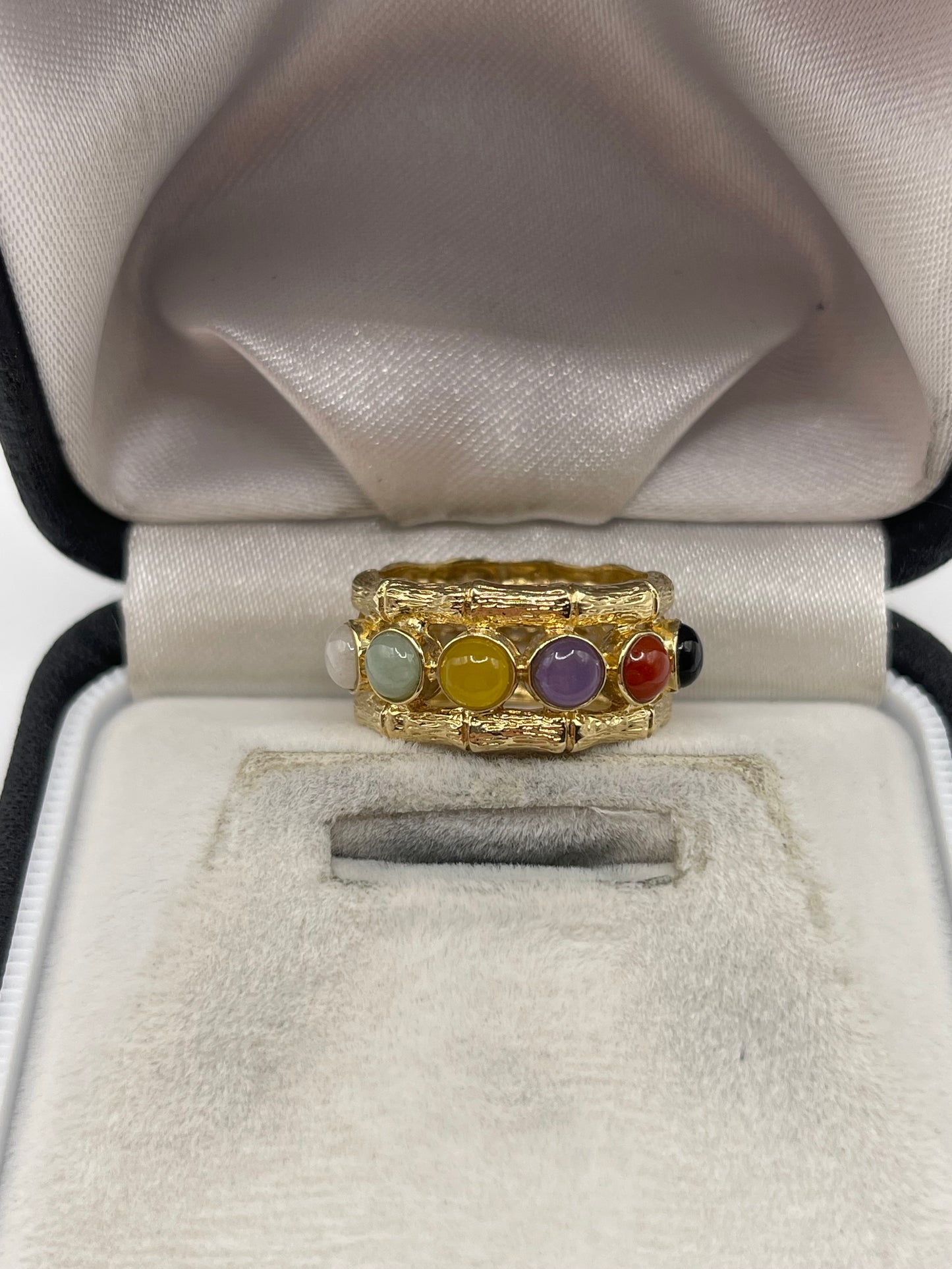 14ct gold jade ring