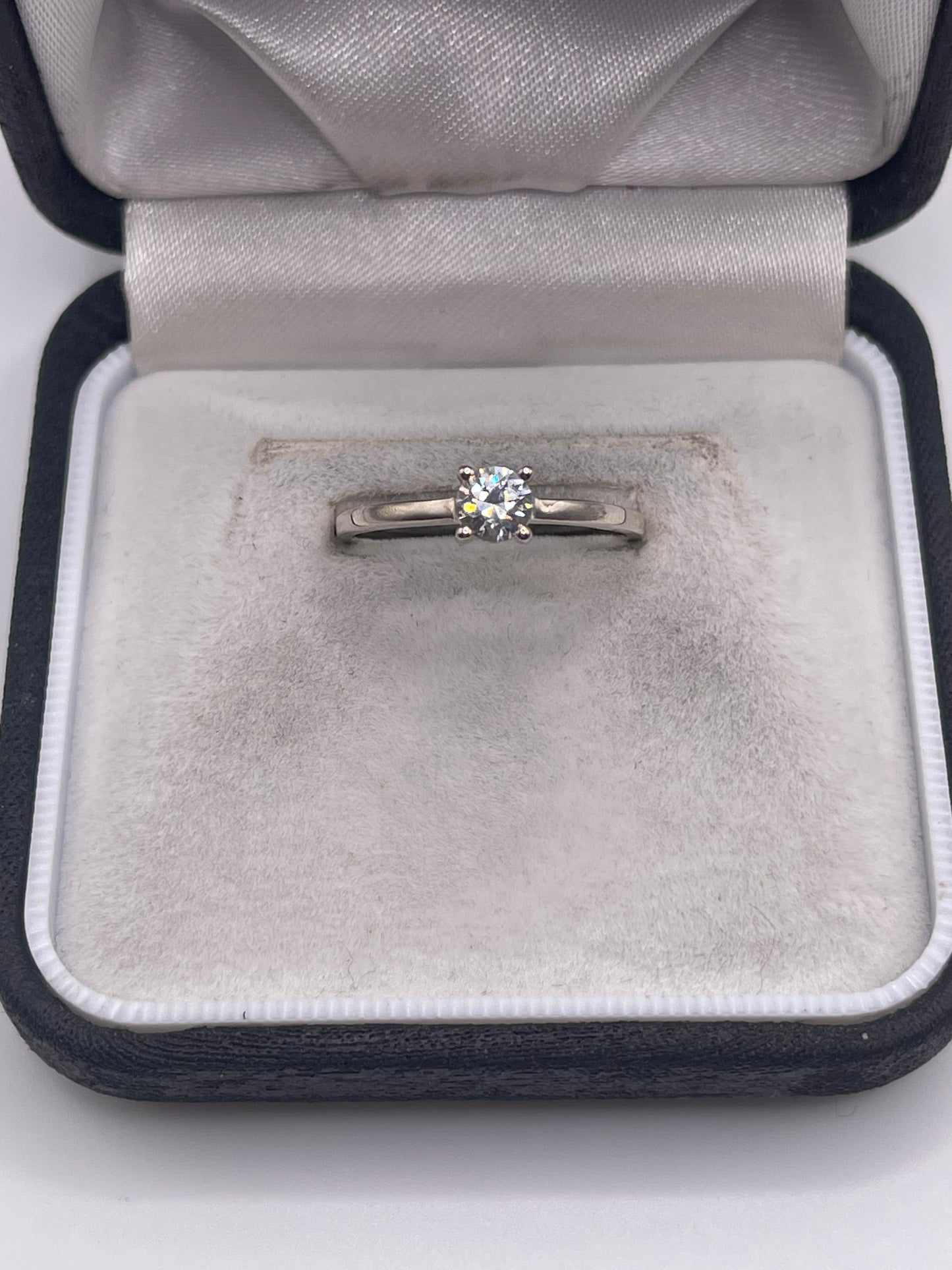 Silver cz ring
