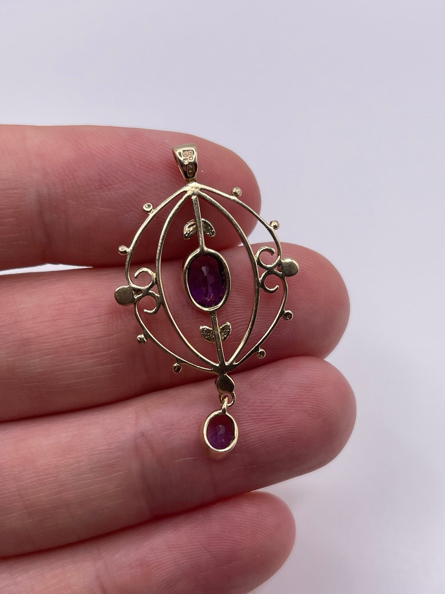 9ct gold amethyst and pearl pendant