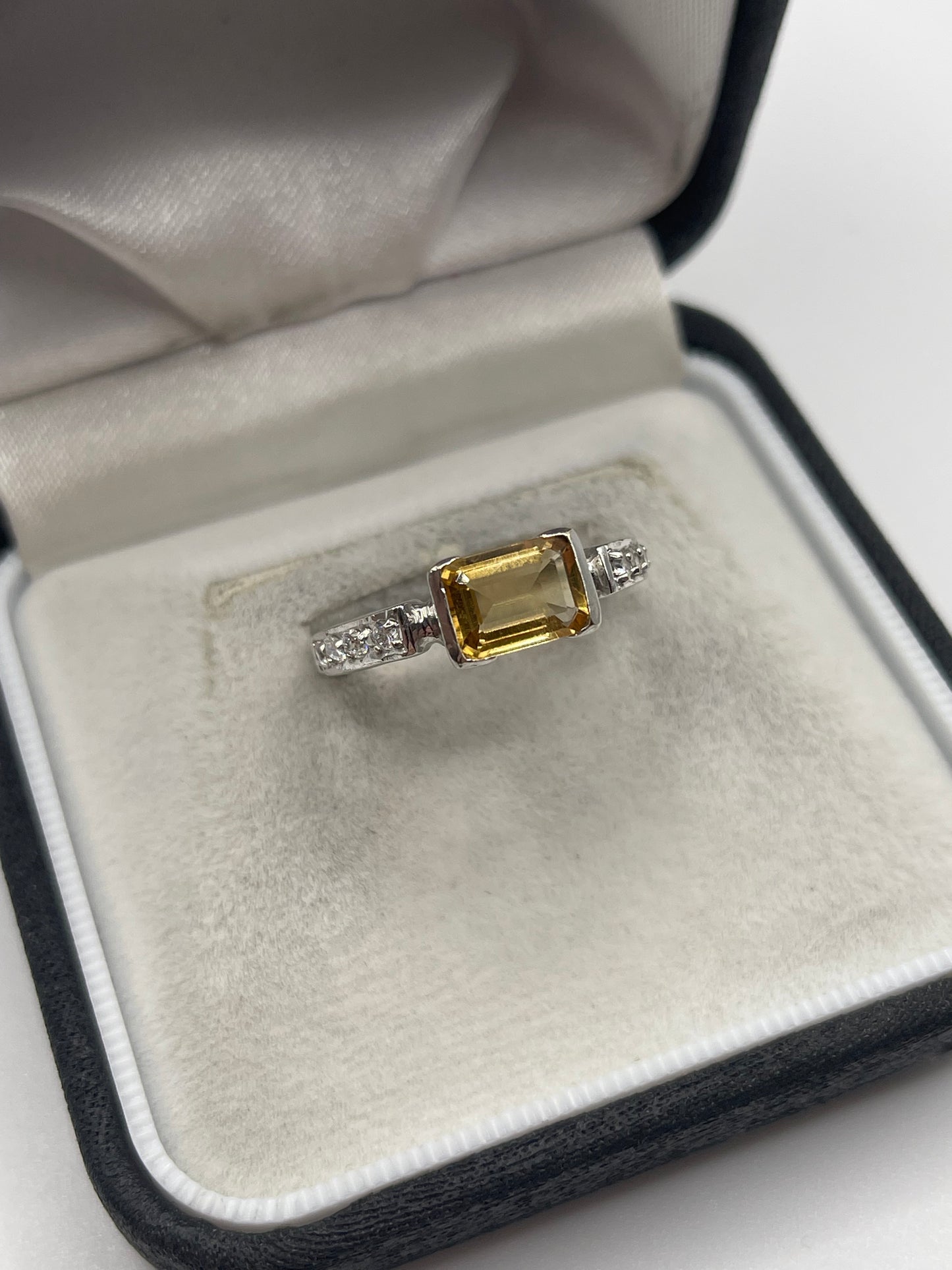 14ct gold citrine and zircon ring