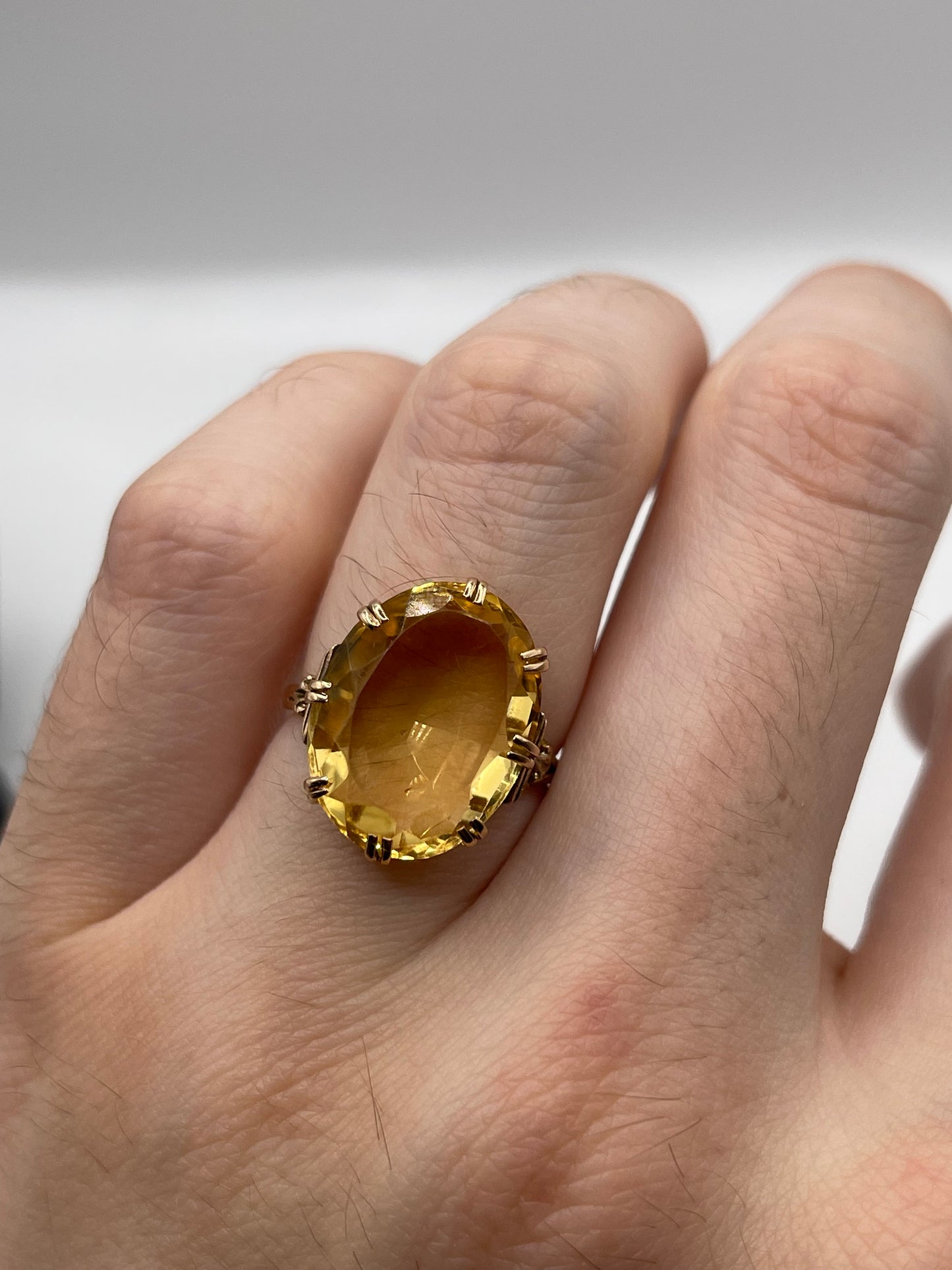 9ct gold citrine ring
