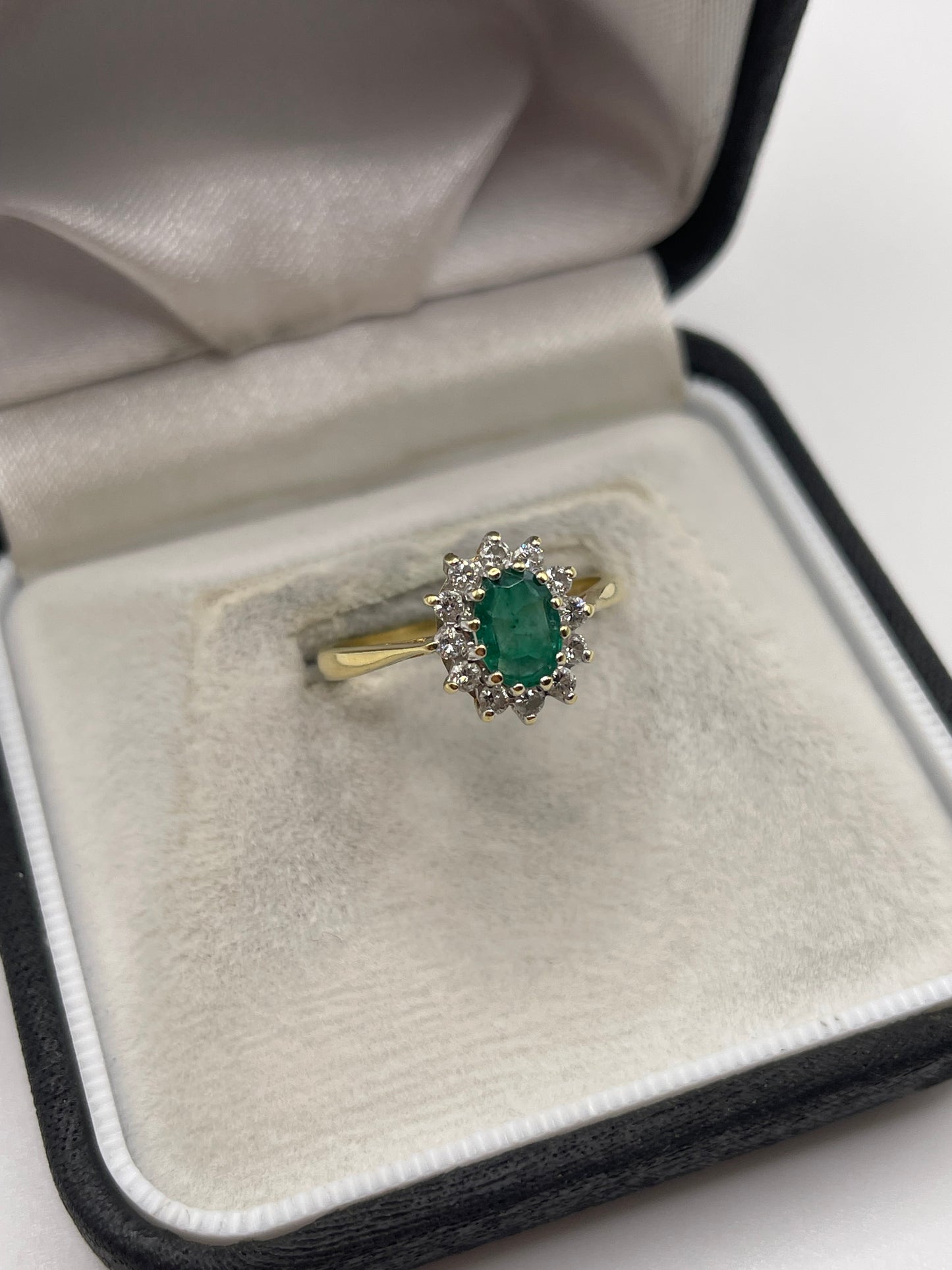 18ct gold emerald and diamond ring