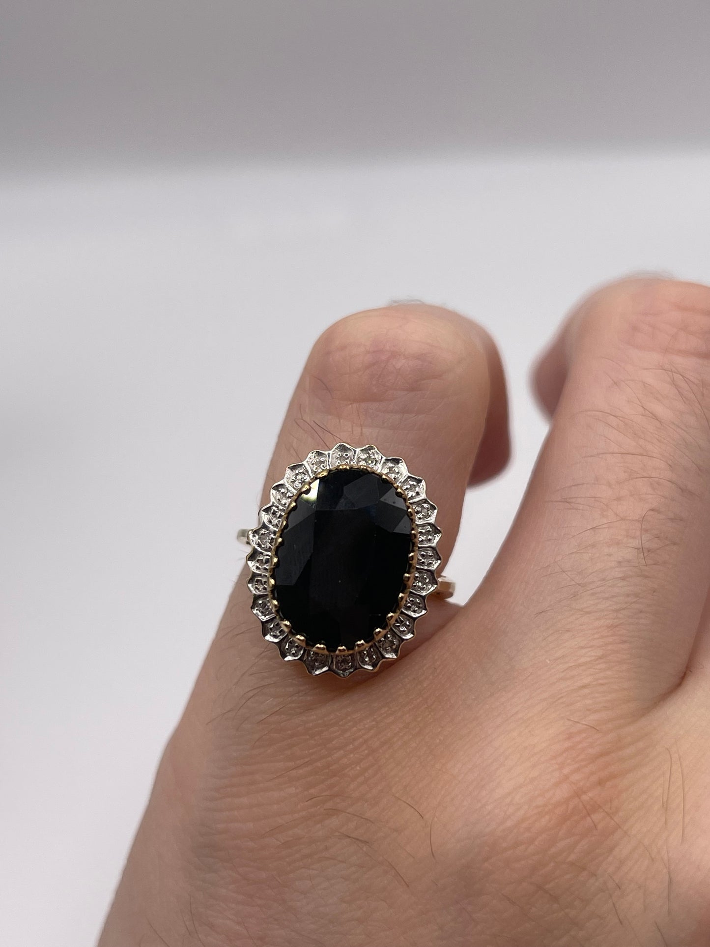 9ct gold sapphire and diamond ring