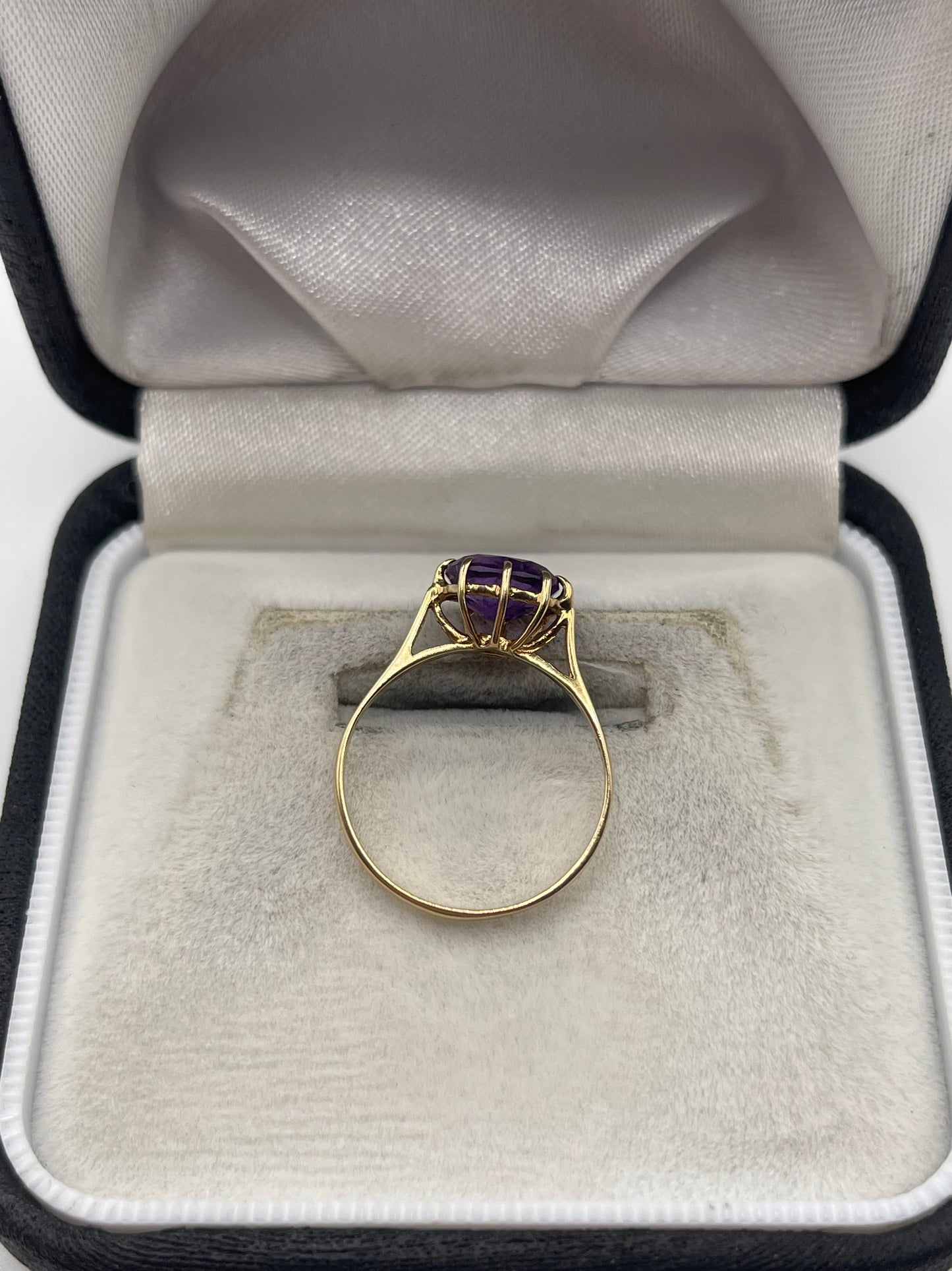 9ct gold amethyst ring