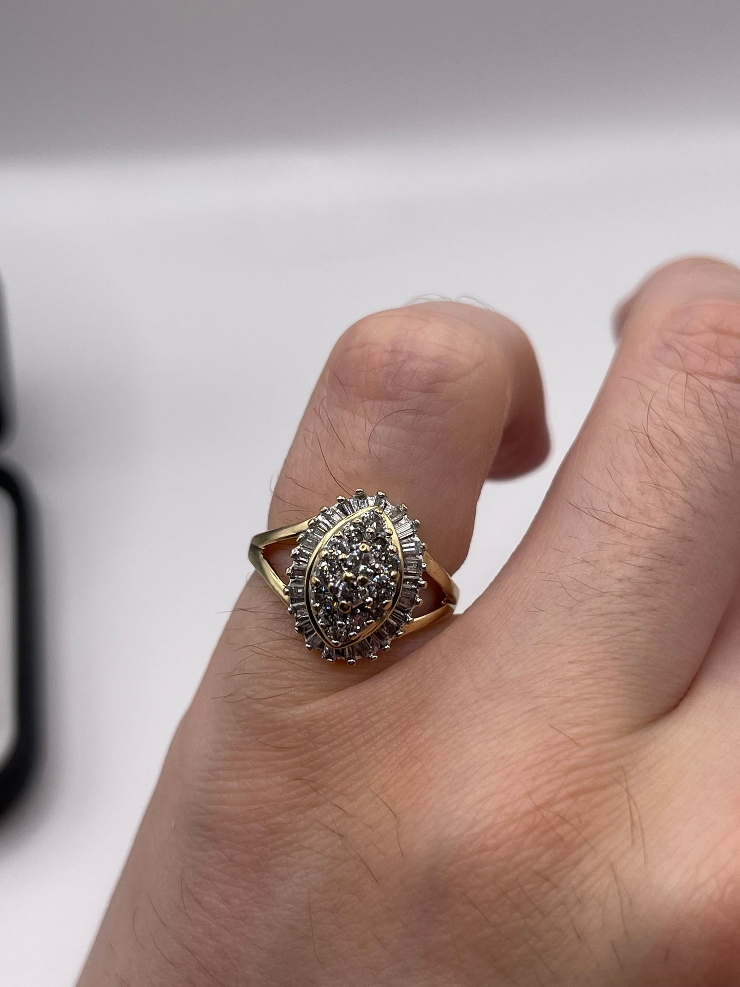9ct gold diamond cluster ring