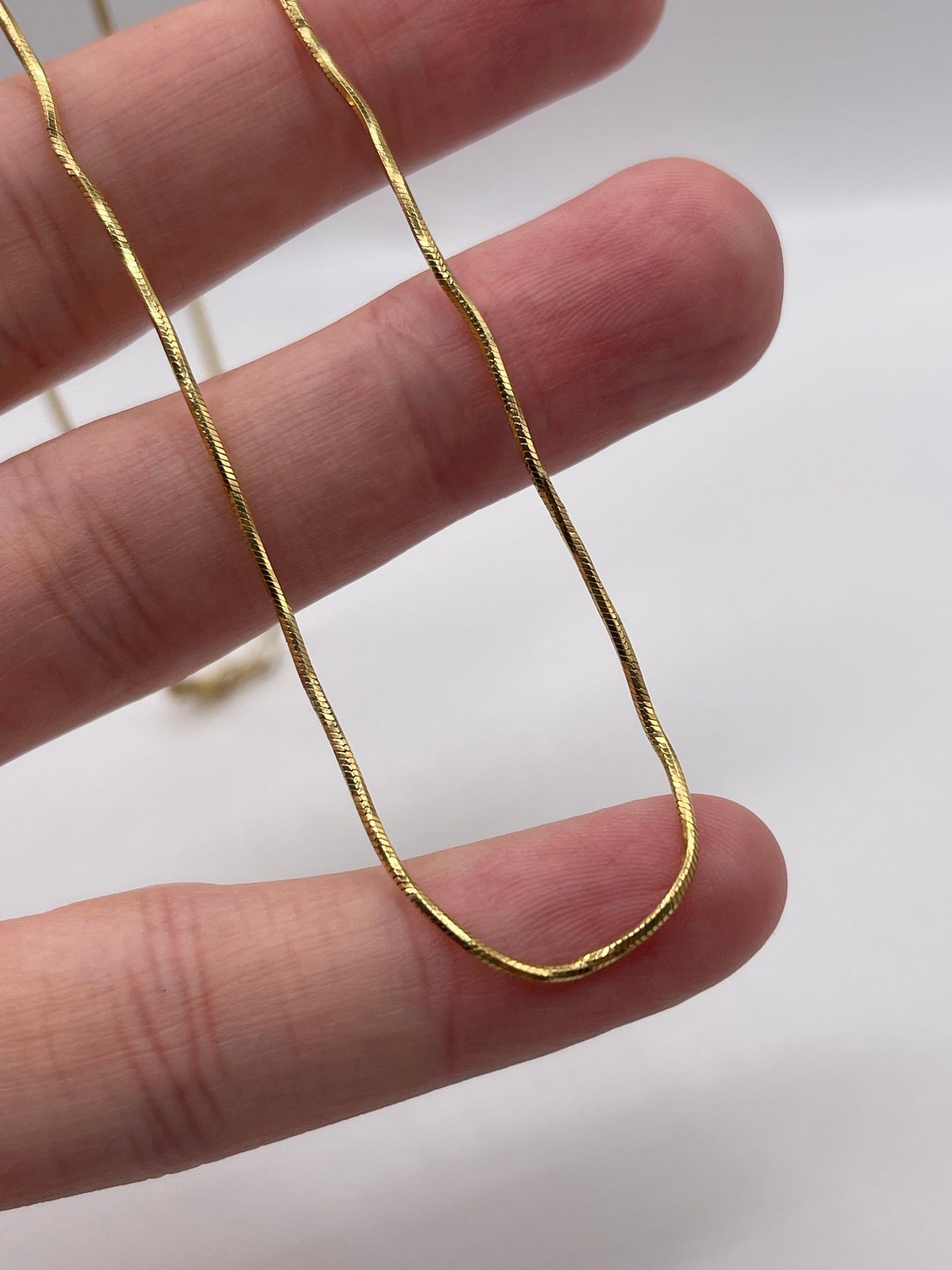 18ct gold chain 501