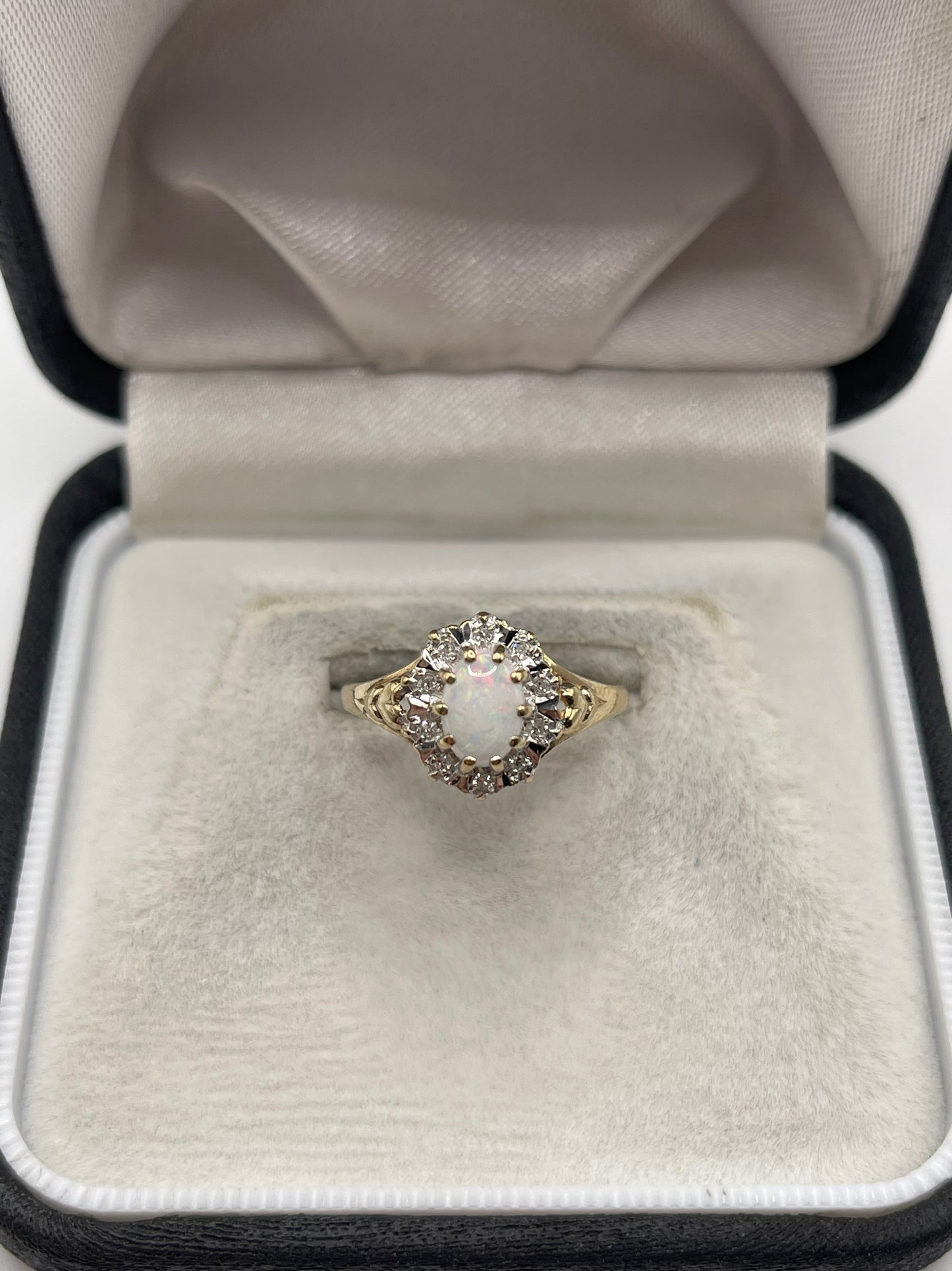 9ct gold opal and diamond ring