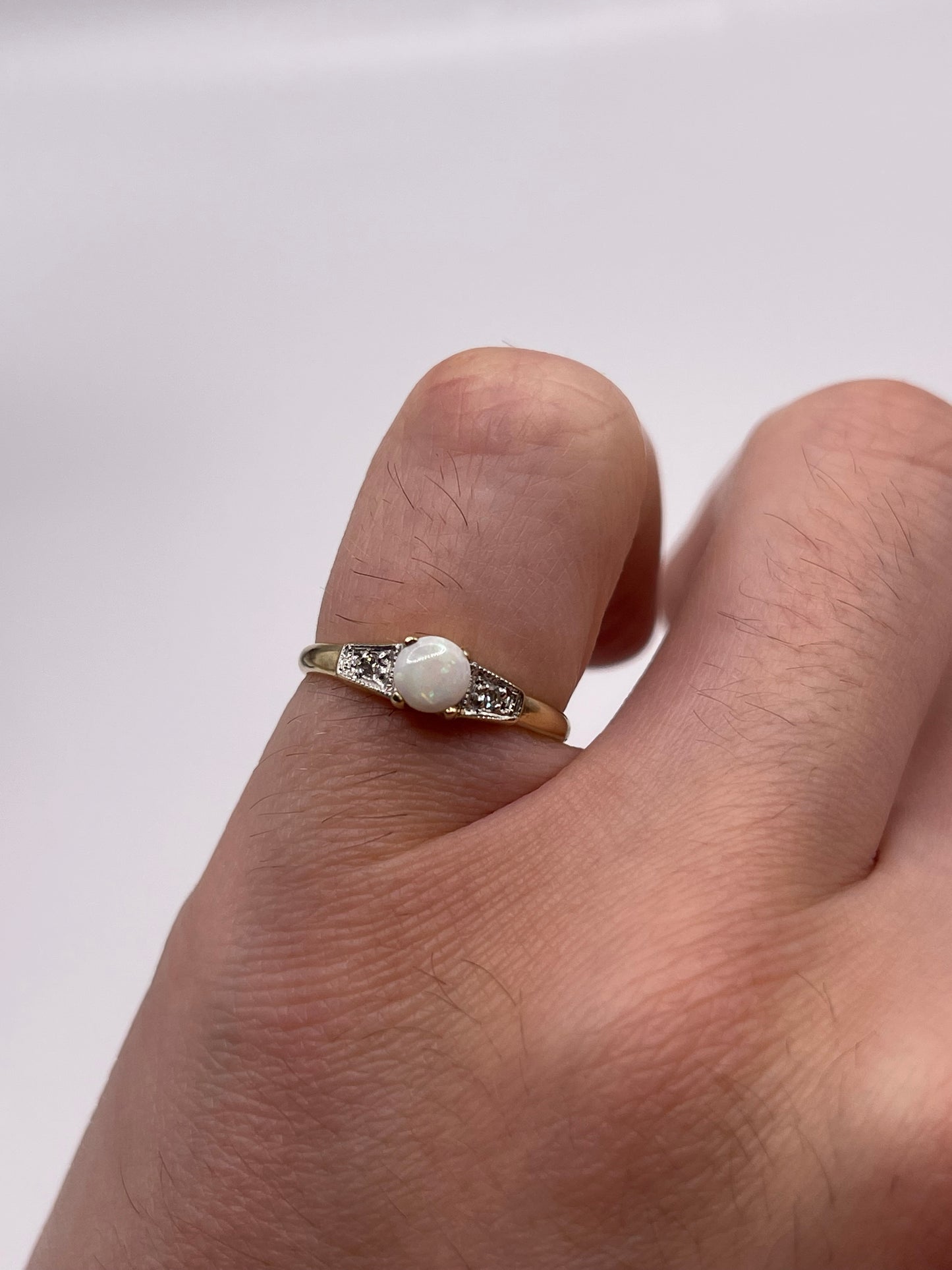 9ct gold opal and diamond ring