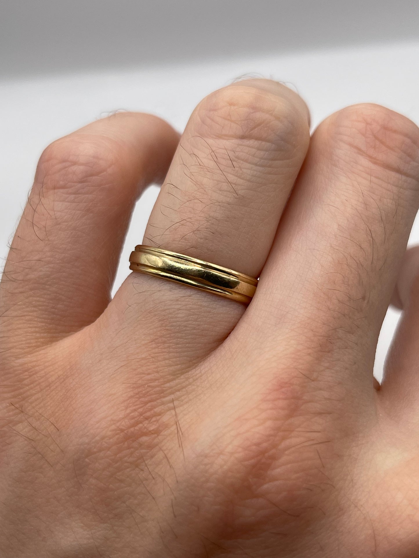 9ct gold band