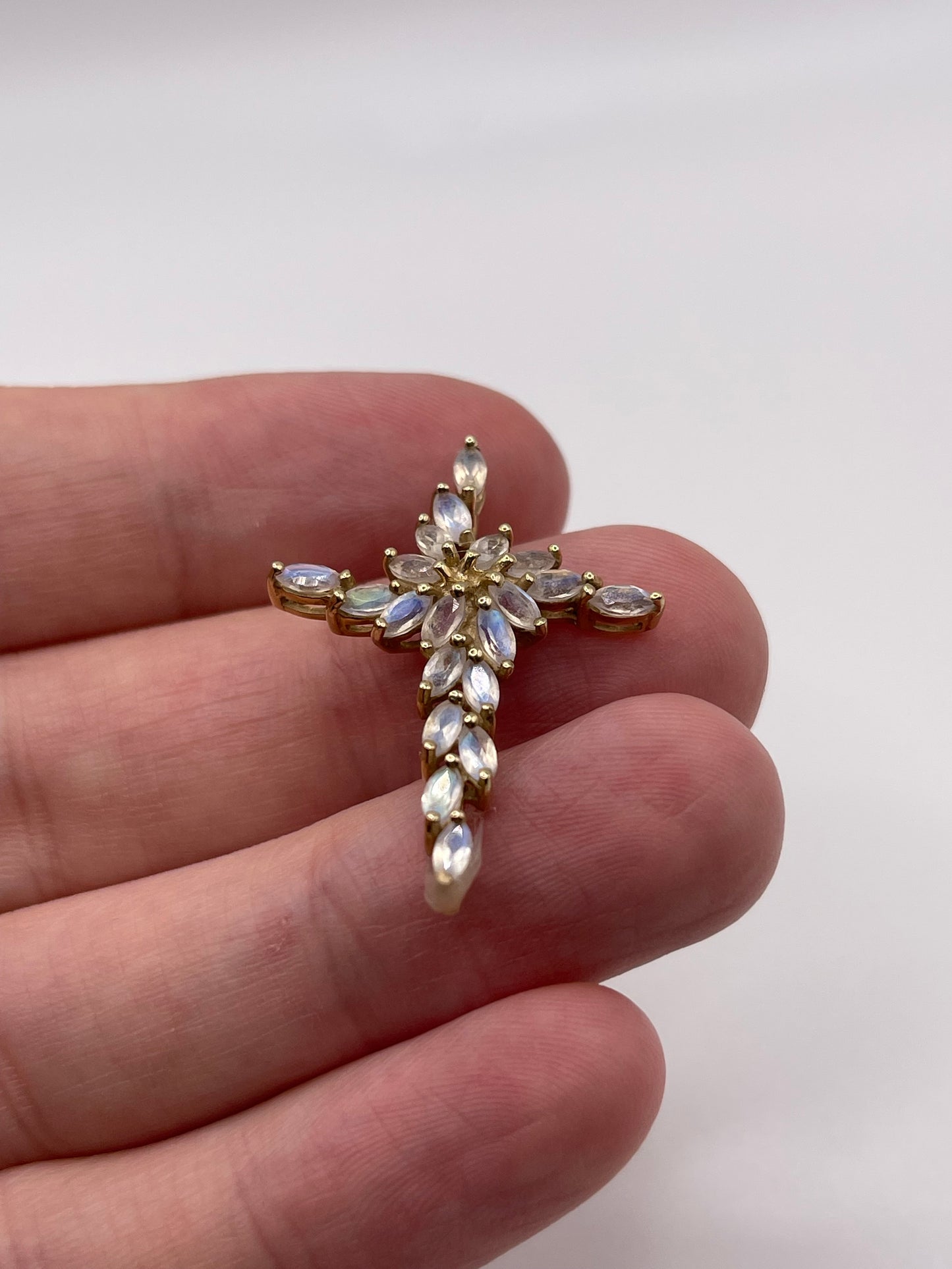9ct gold rainbow moonstone cross pendant