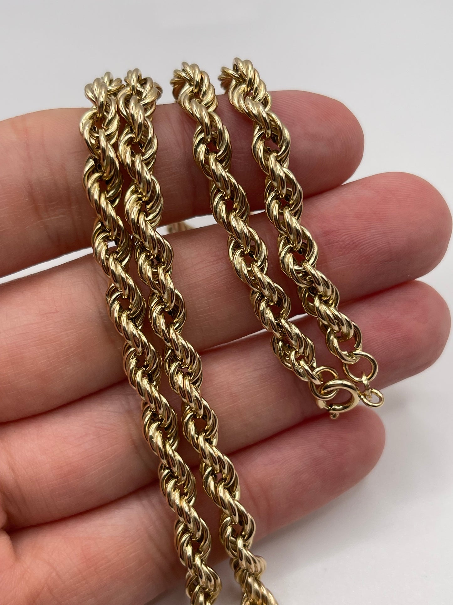 9ct gold chain 410