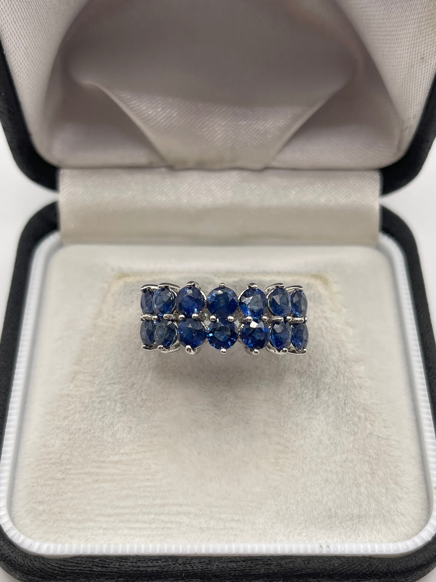 9ct white gold sapphire cluster ring