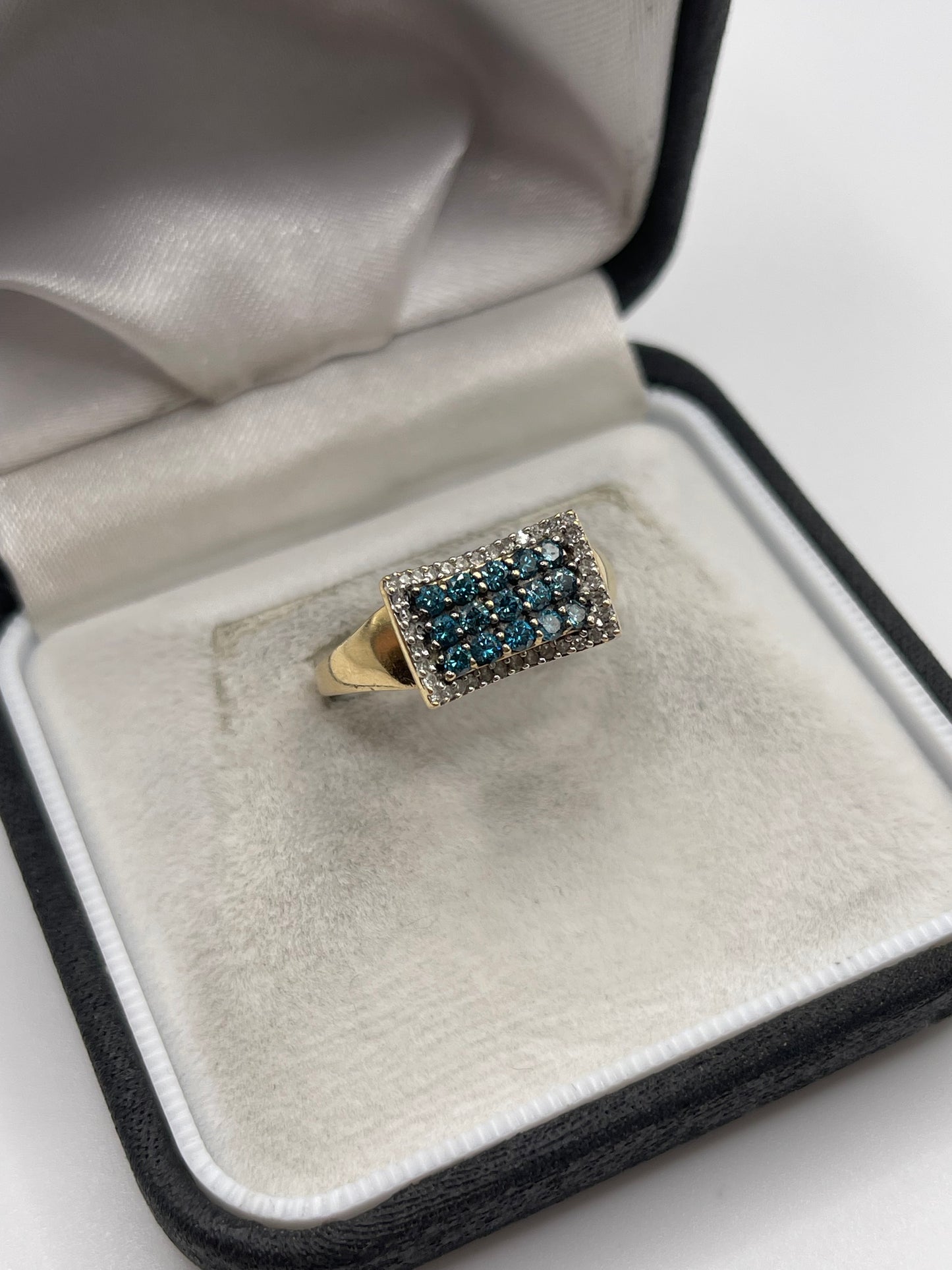 14ct gold diamond cluster ring