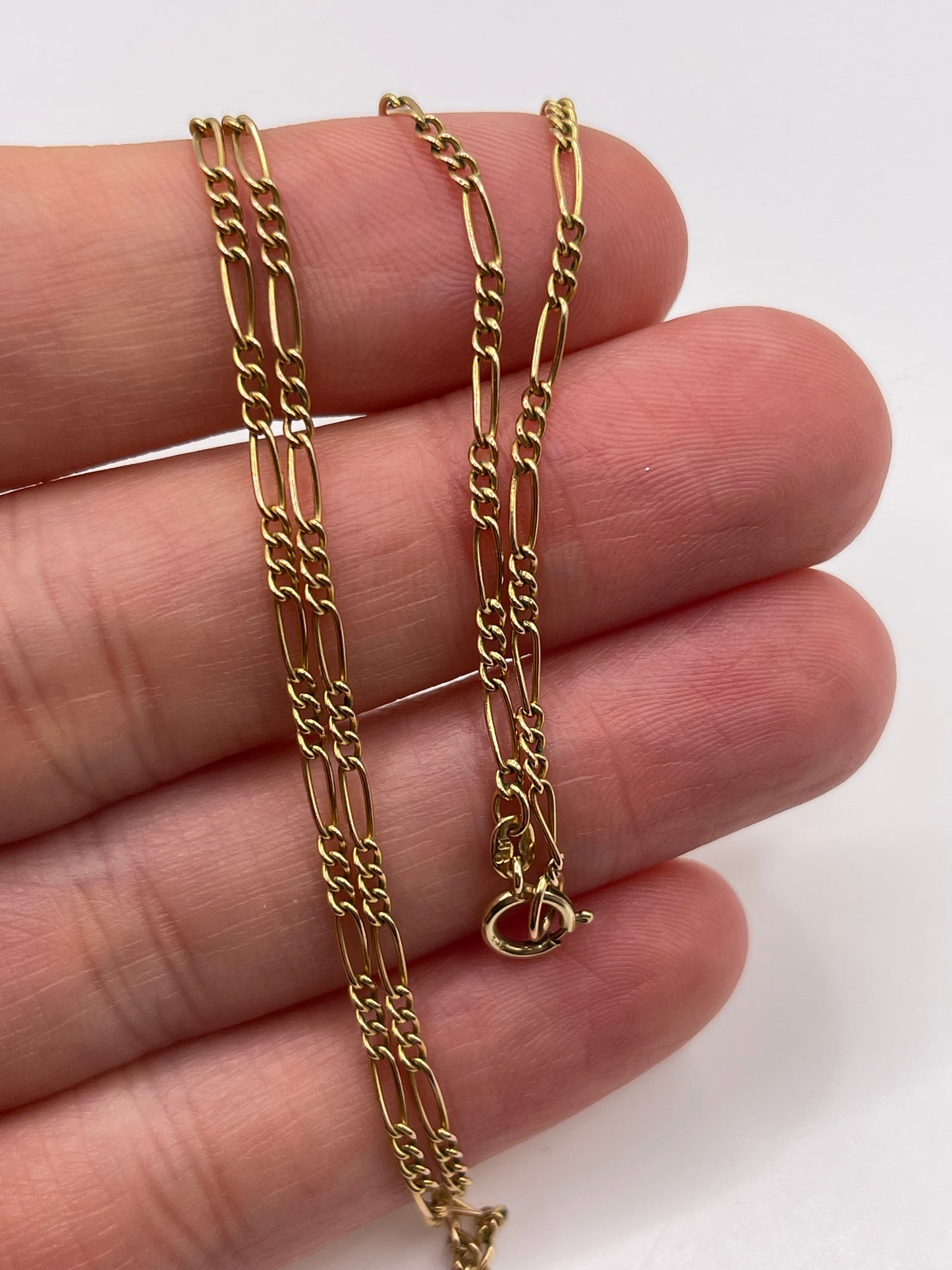 9ct gold chain 37