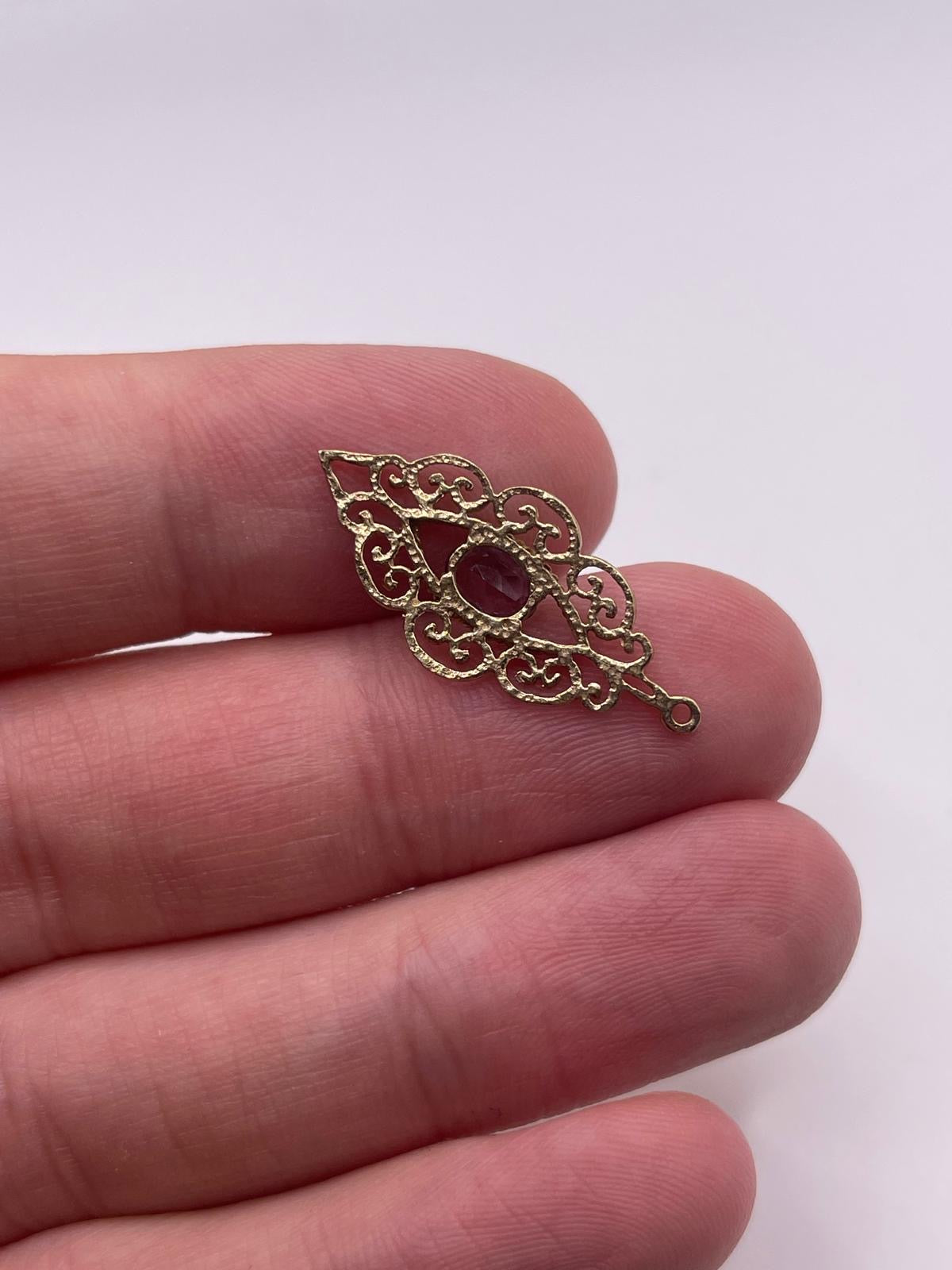 9ct gold amethyst pendant