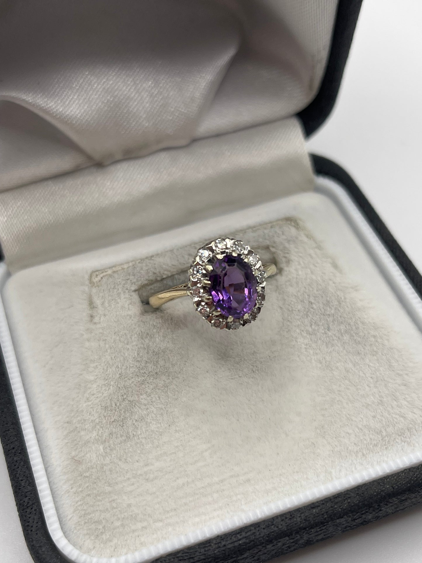 9ct gold amethyst and diamond ring