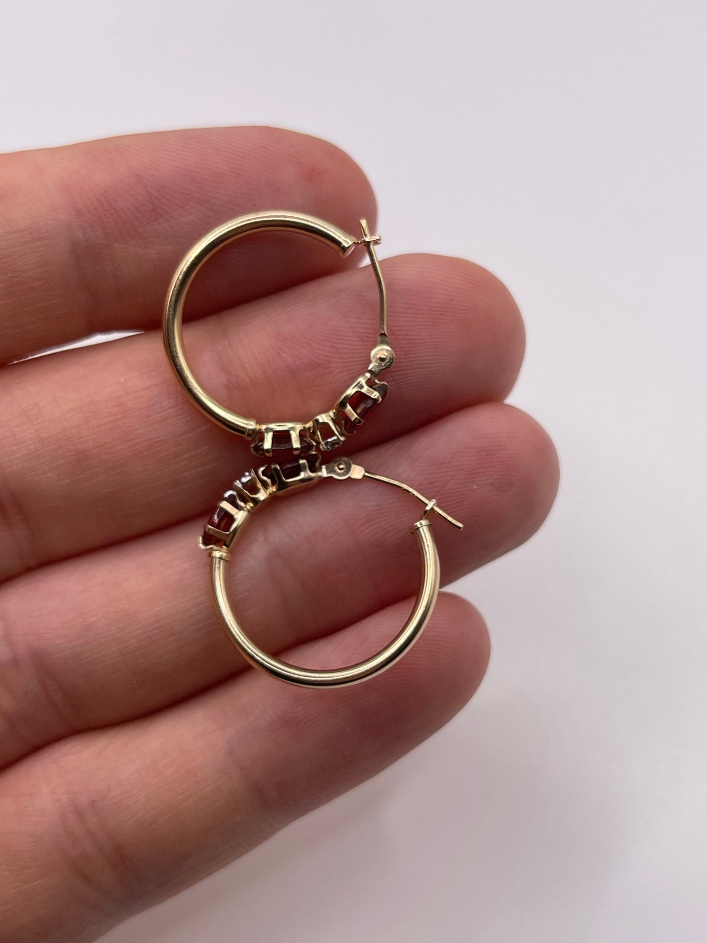 9ct gold garnet and diamond earrings