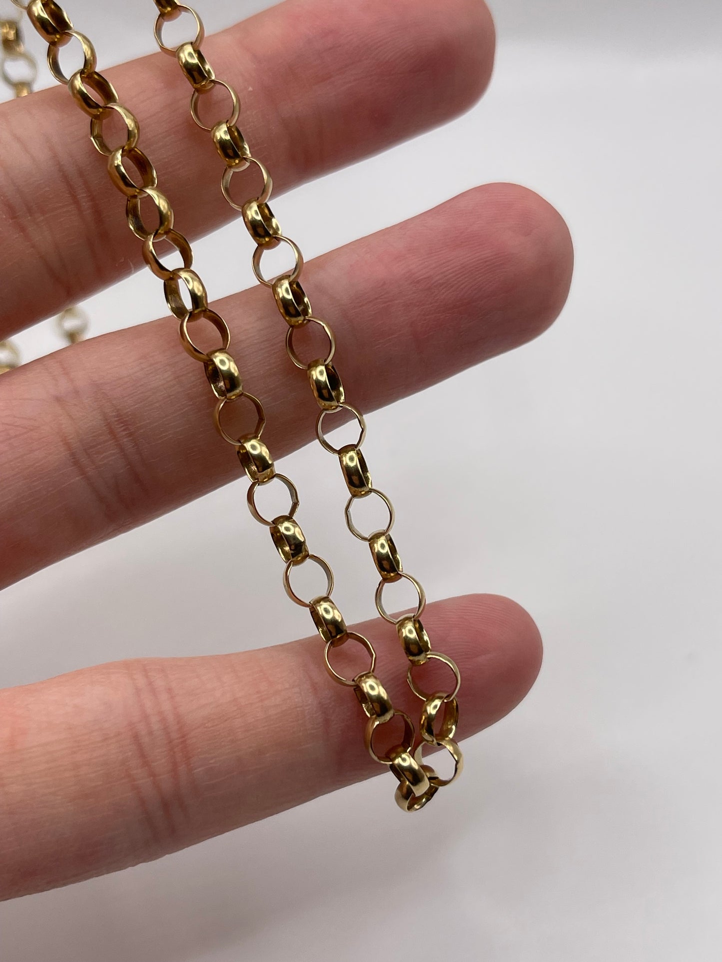 9ct gold chain 418