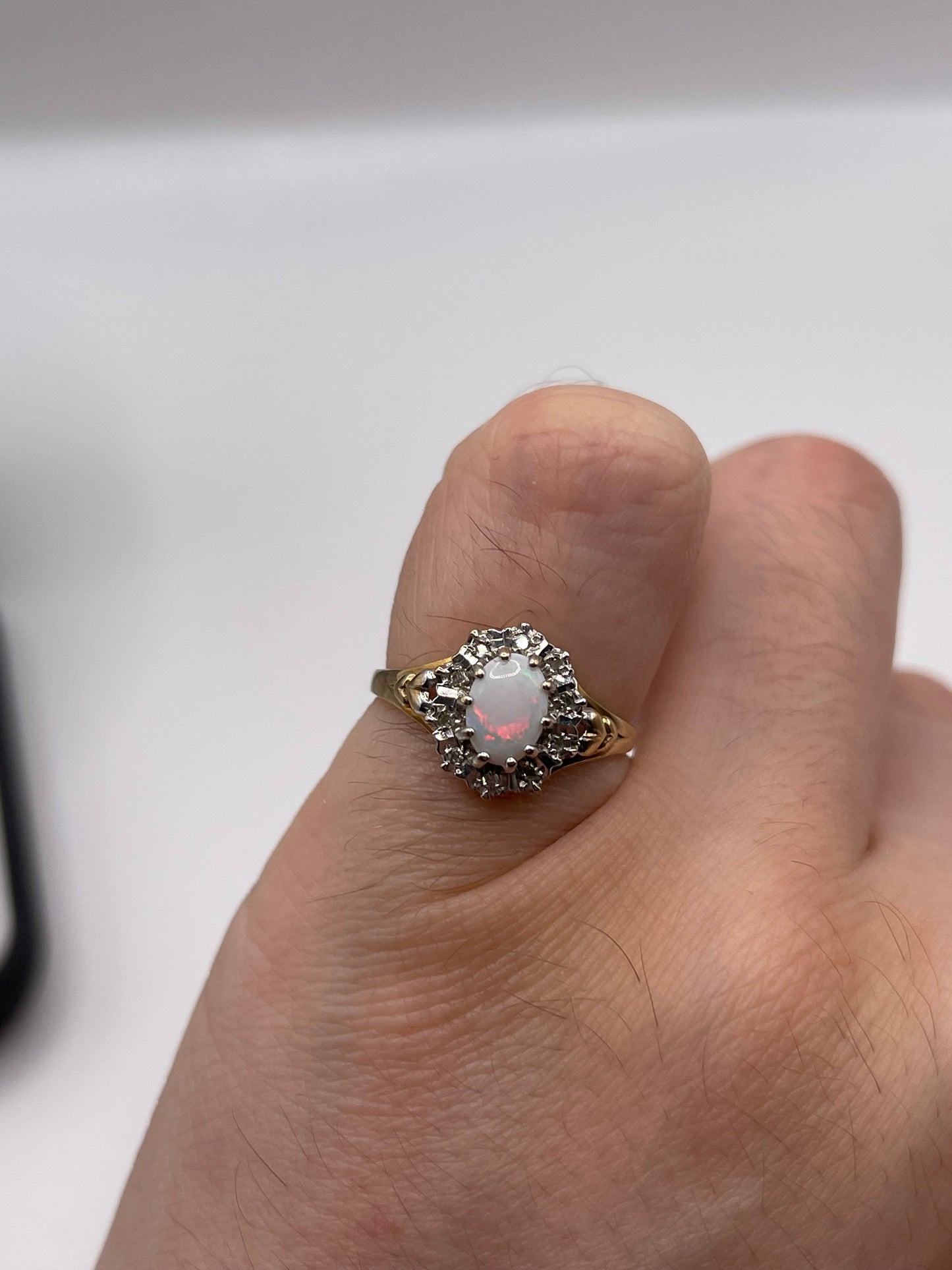 9ct gold opal and diamond ring