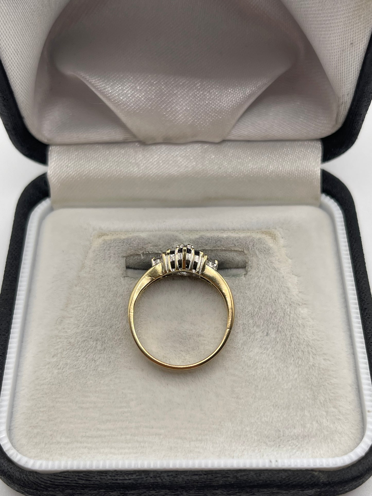 9ct gold sapphire and diamond ring