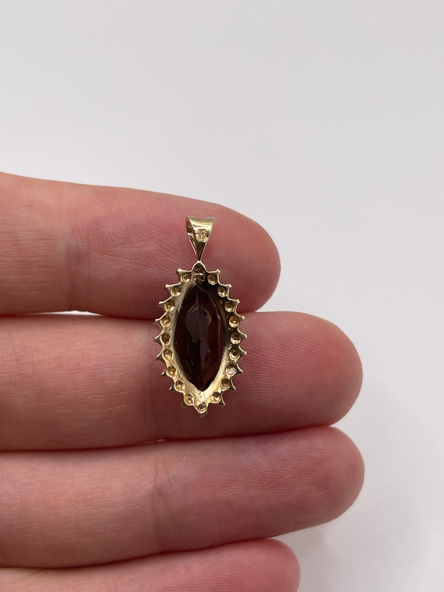 9ct gold Smokey quartz and diamond pendant