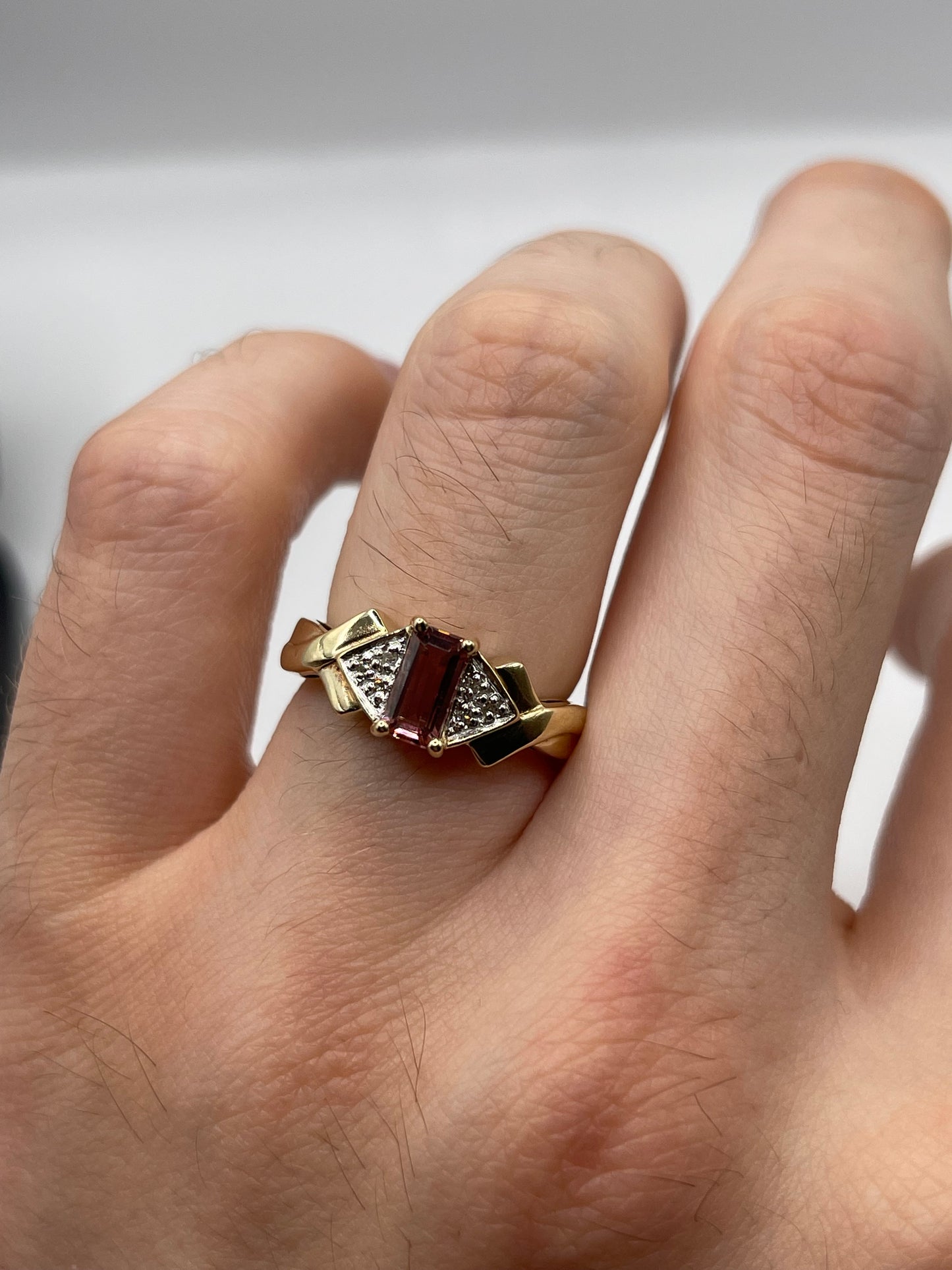 9ct gold tourmaline and diamond ring