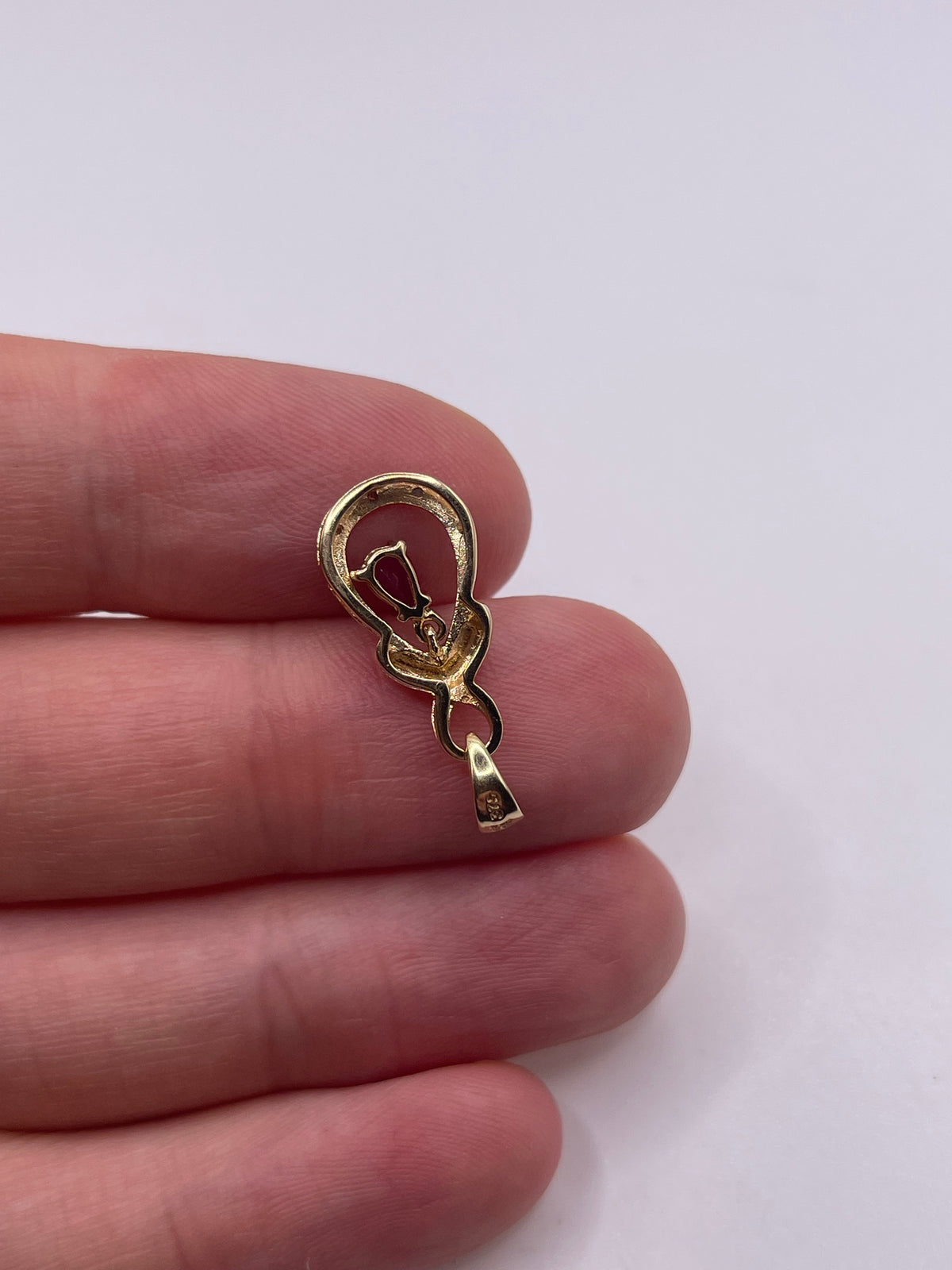 9ct gold ruby and diamond pendant