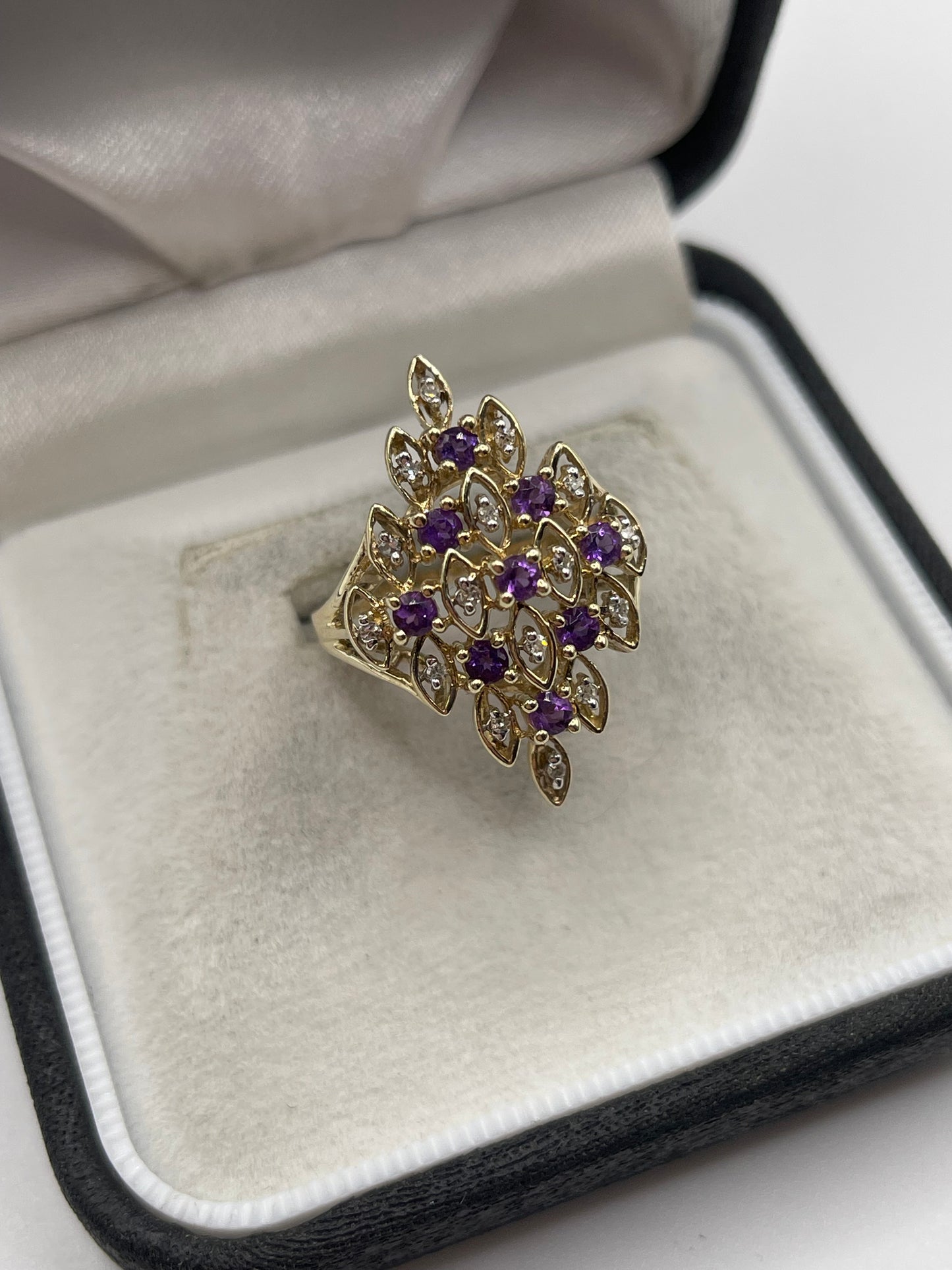 9ct gold amethyst and diamond ring