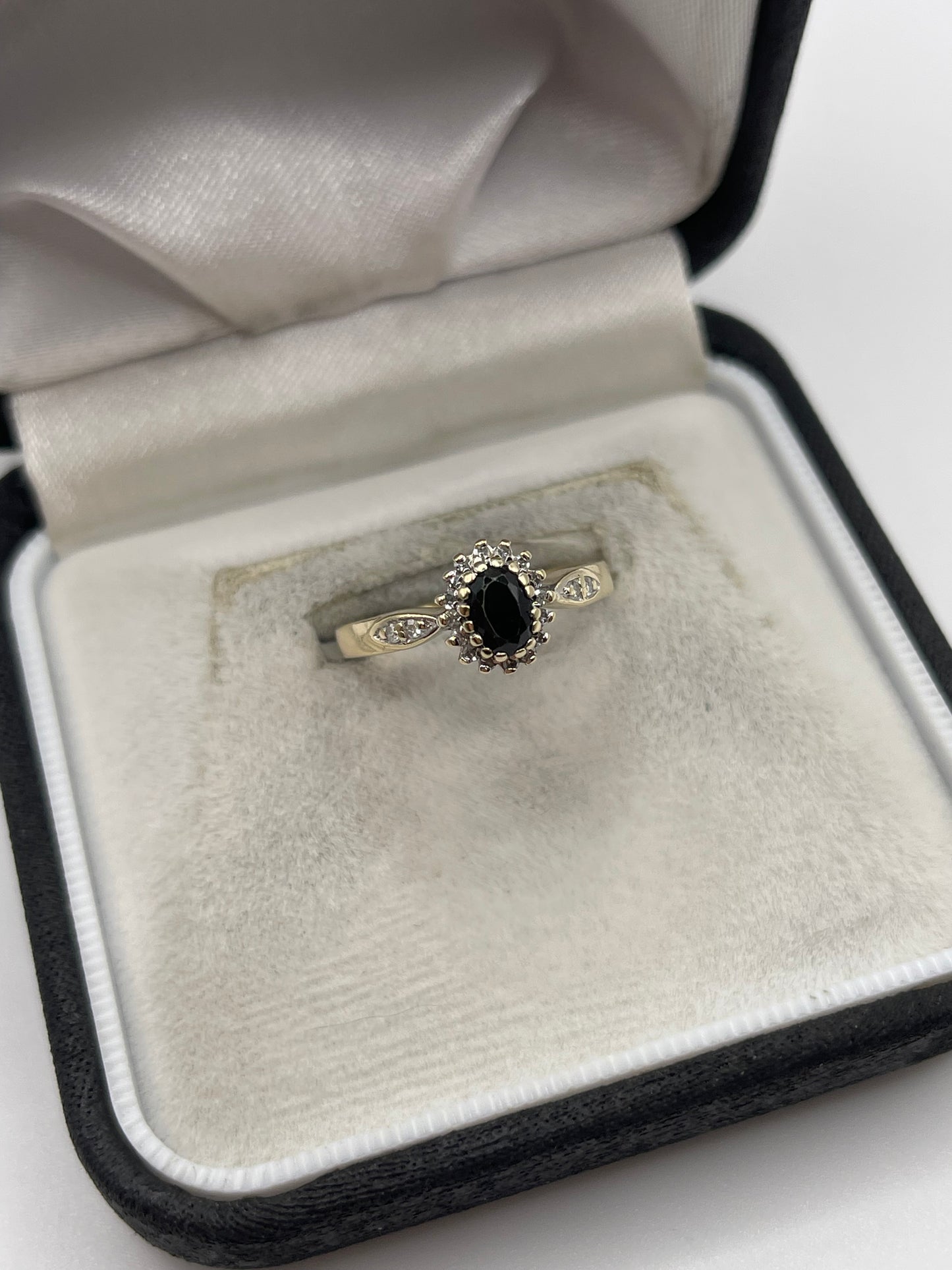 9ct gold sapphire and diamond ring