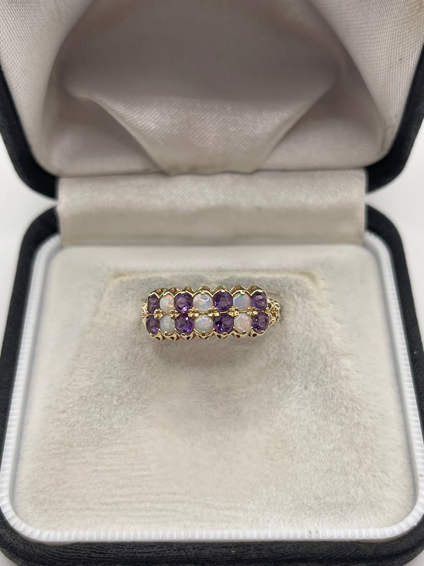 9ct gold opal and amethyst ring