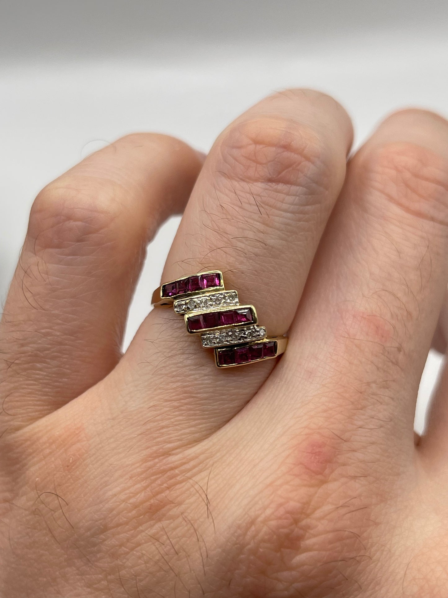 14ct gold ruby and diamond ring