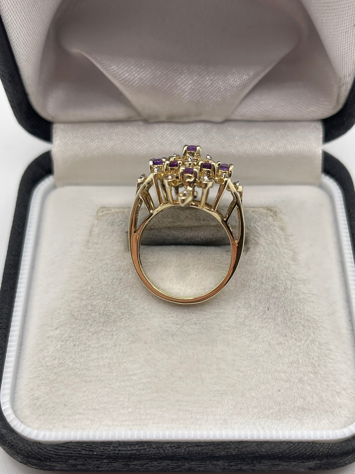 9ct gold amethyst and diamond ring