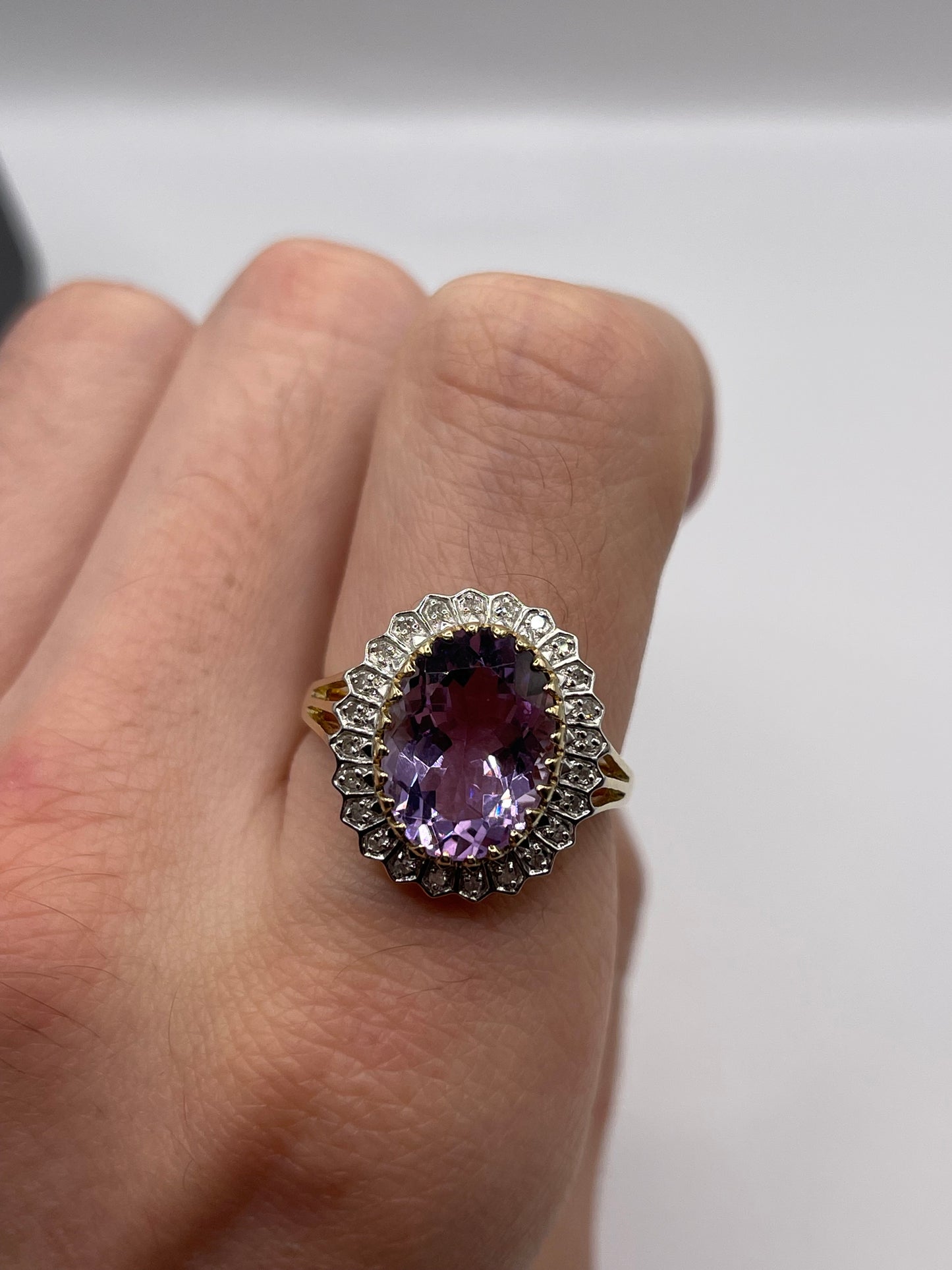 9ct gold amethyst and diamond ring