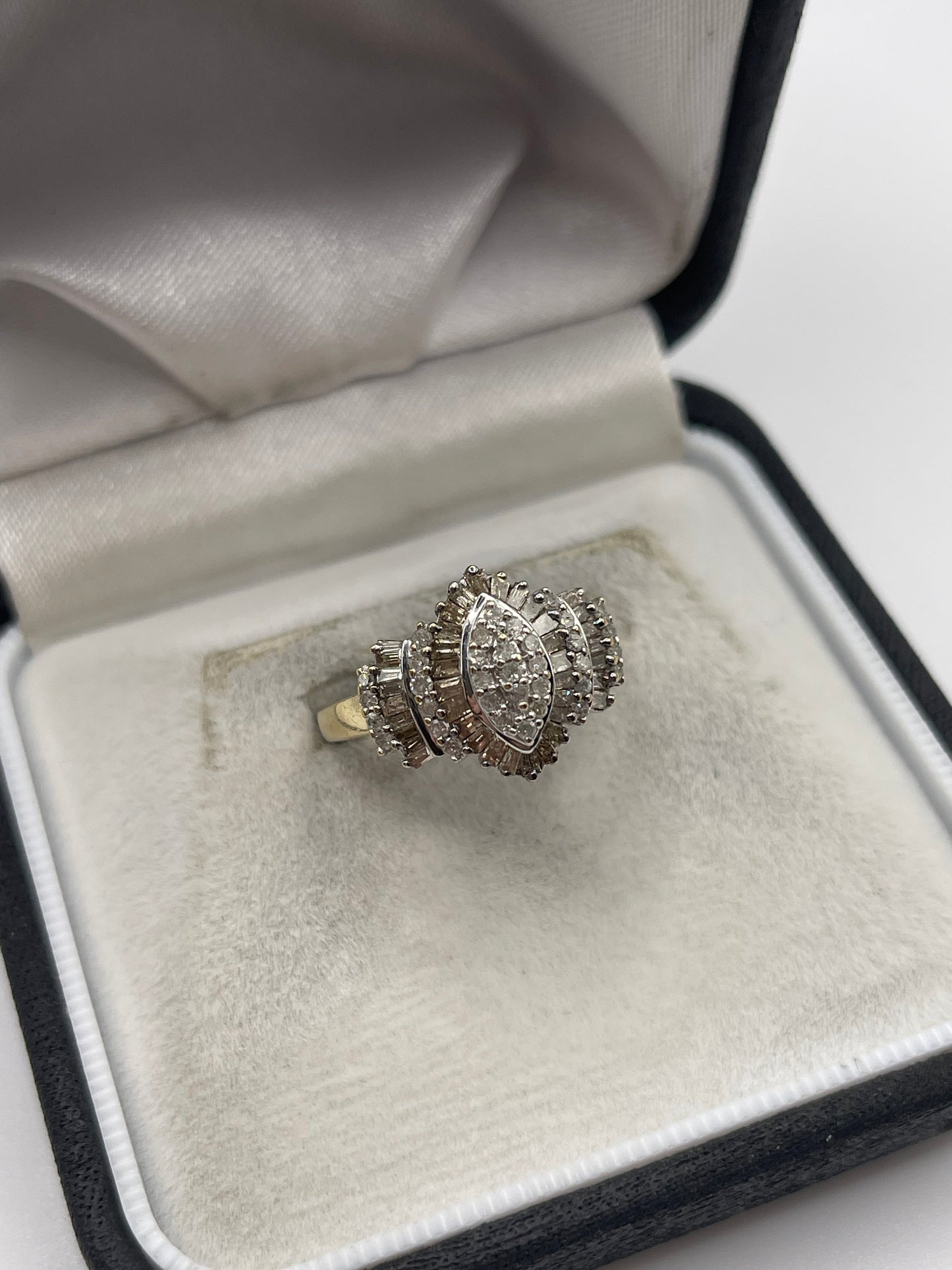 9ct gold diamond cluster ring