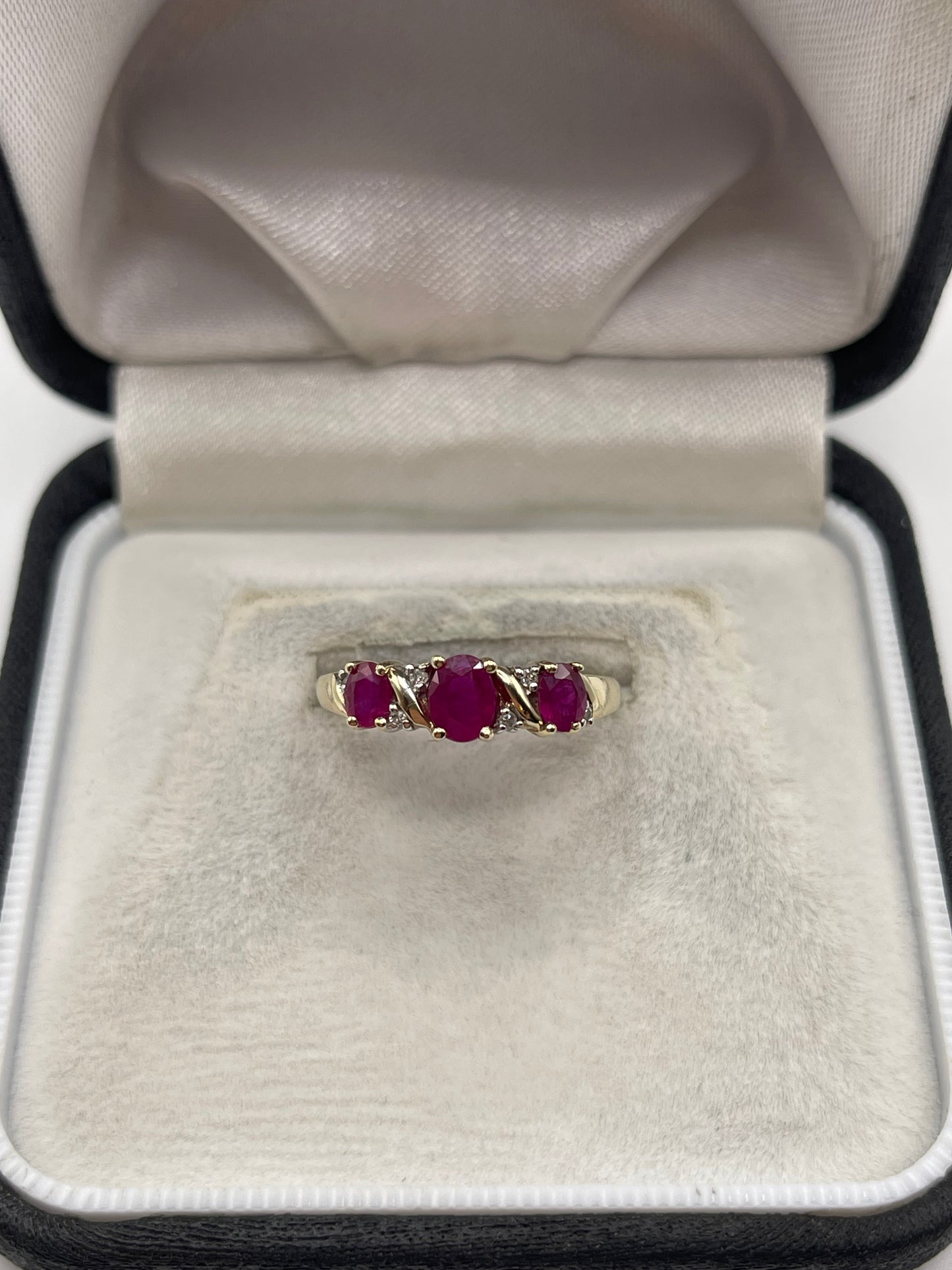 9ct gold ruby and diamond ring