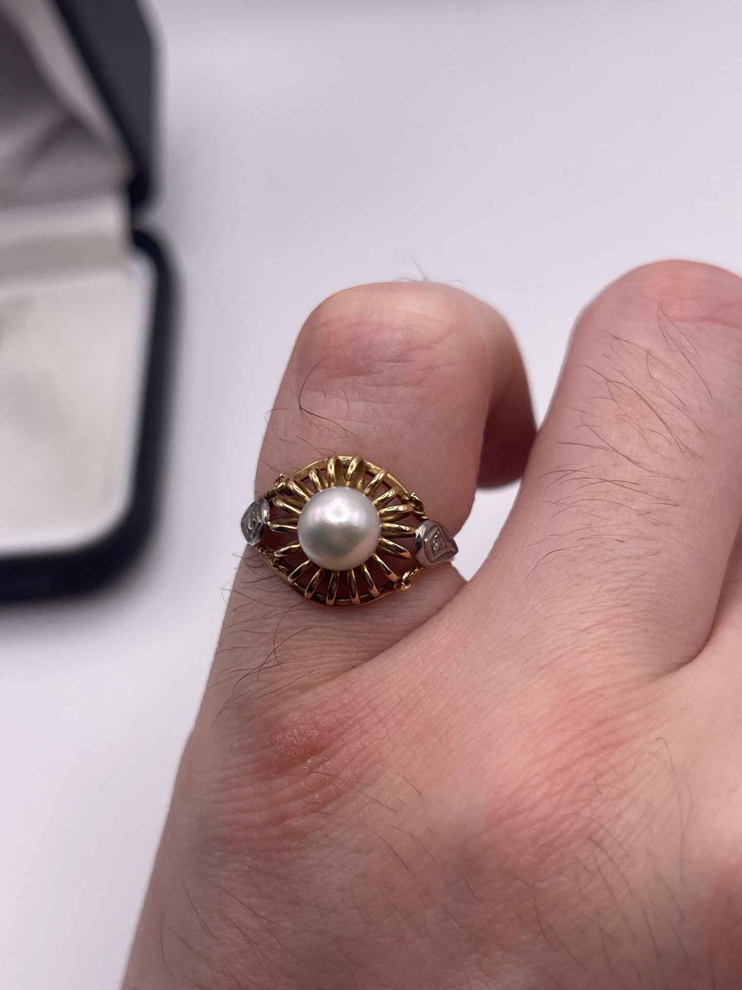 14ct gold pearl and diamond ring